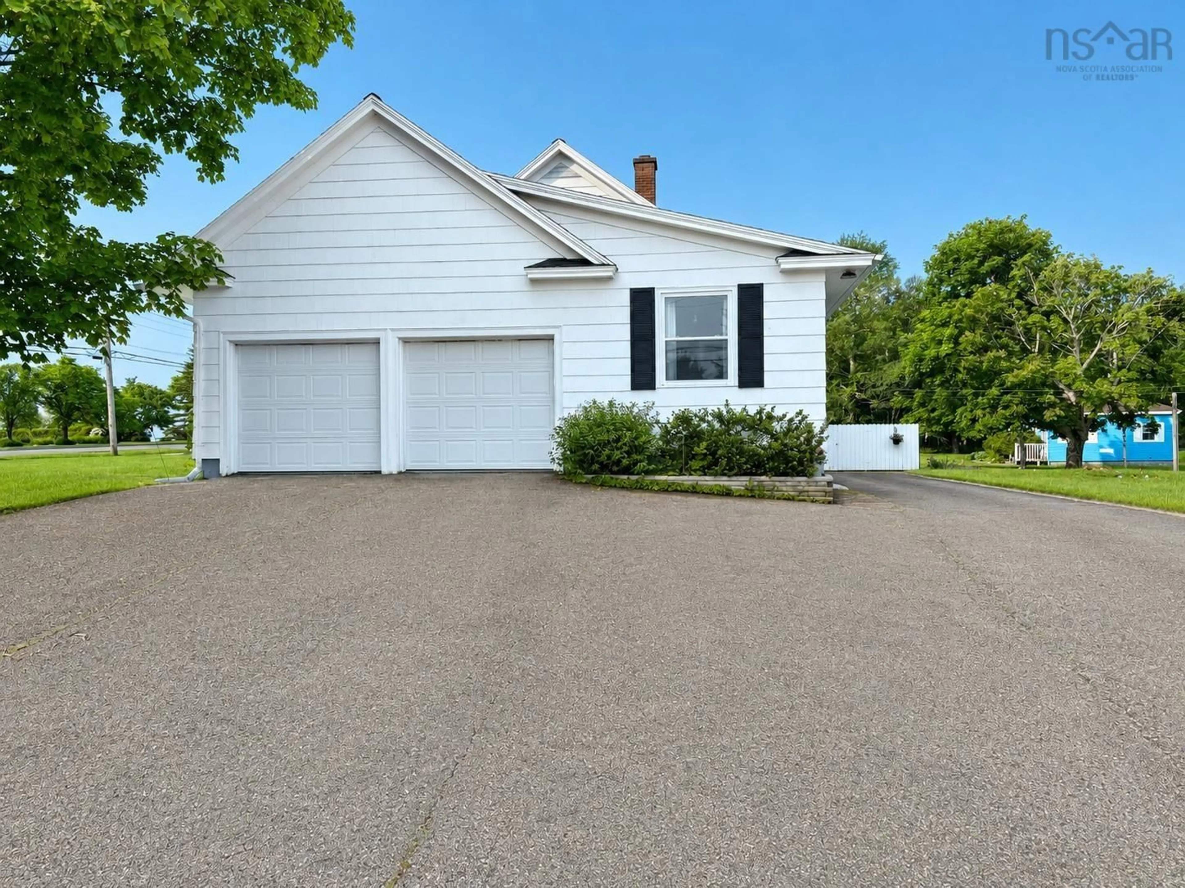 Home with vinyl exterior material, street for 862 Shore Rd, Sydney Mines Nova Scotia B1V 1A6