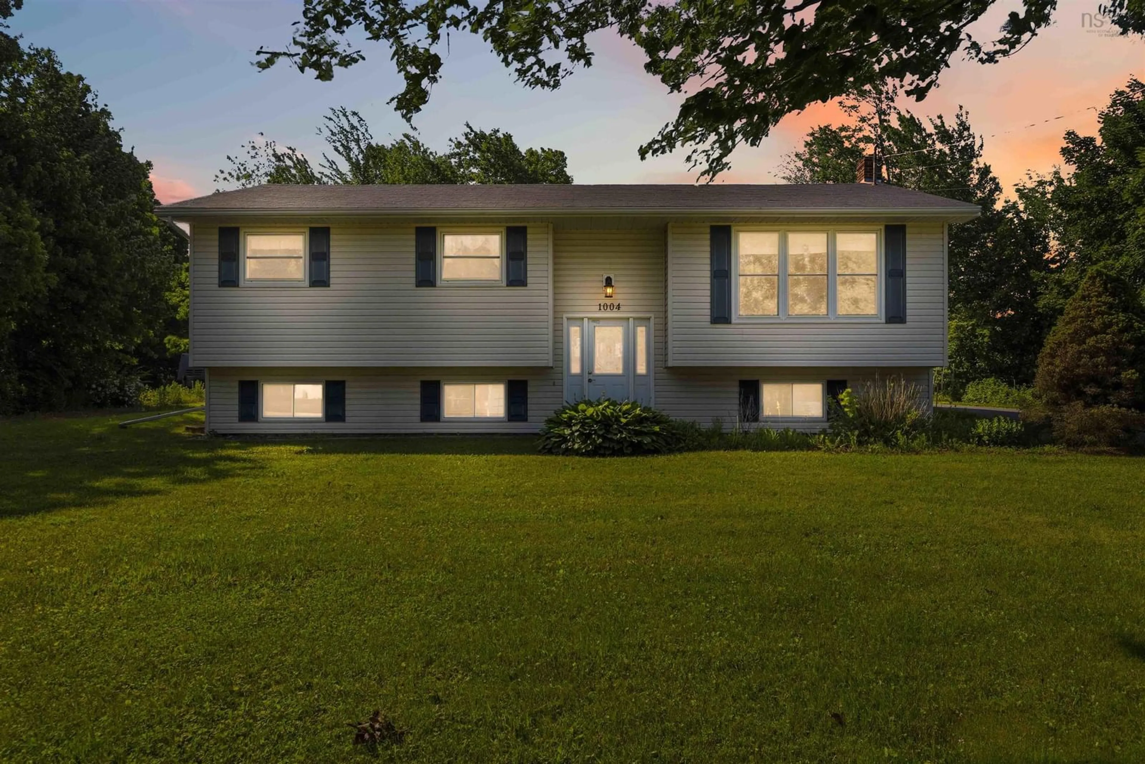 Home with vinyl exterior material, unknown for 1004 Lydiard Rd, Centreville Nova Scotia B0P 1J0