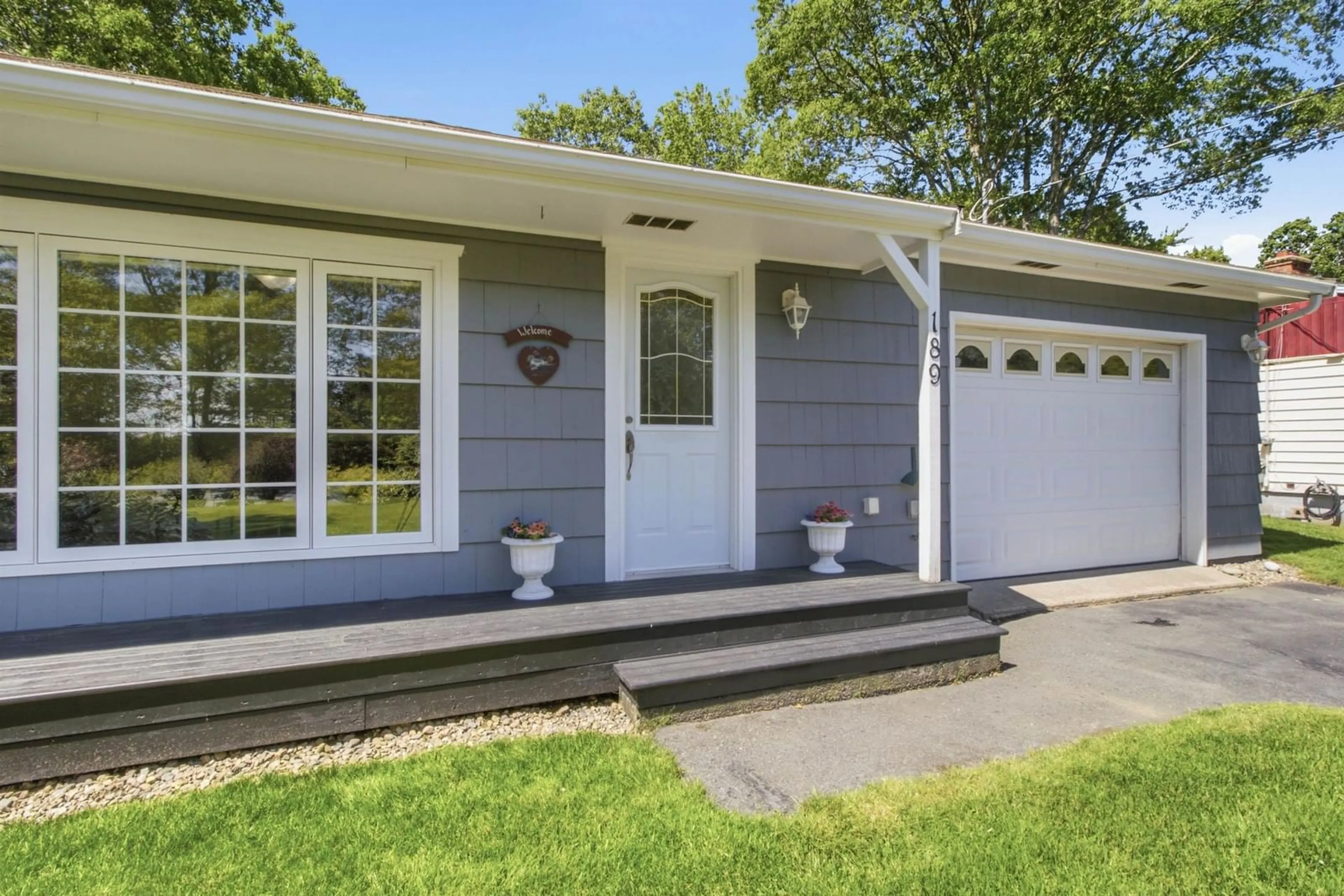 Home with vinyl exterior material, street for 189 Lakeview Rd, Lakeview Nova Scotia B4C 4C8