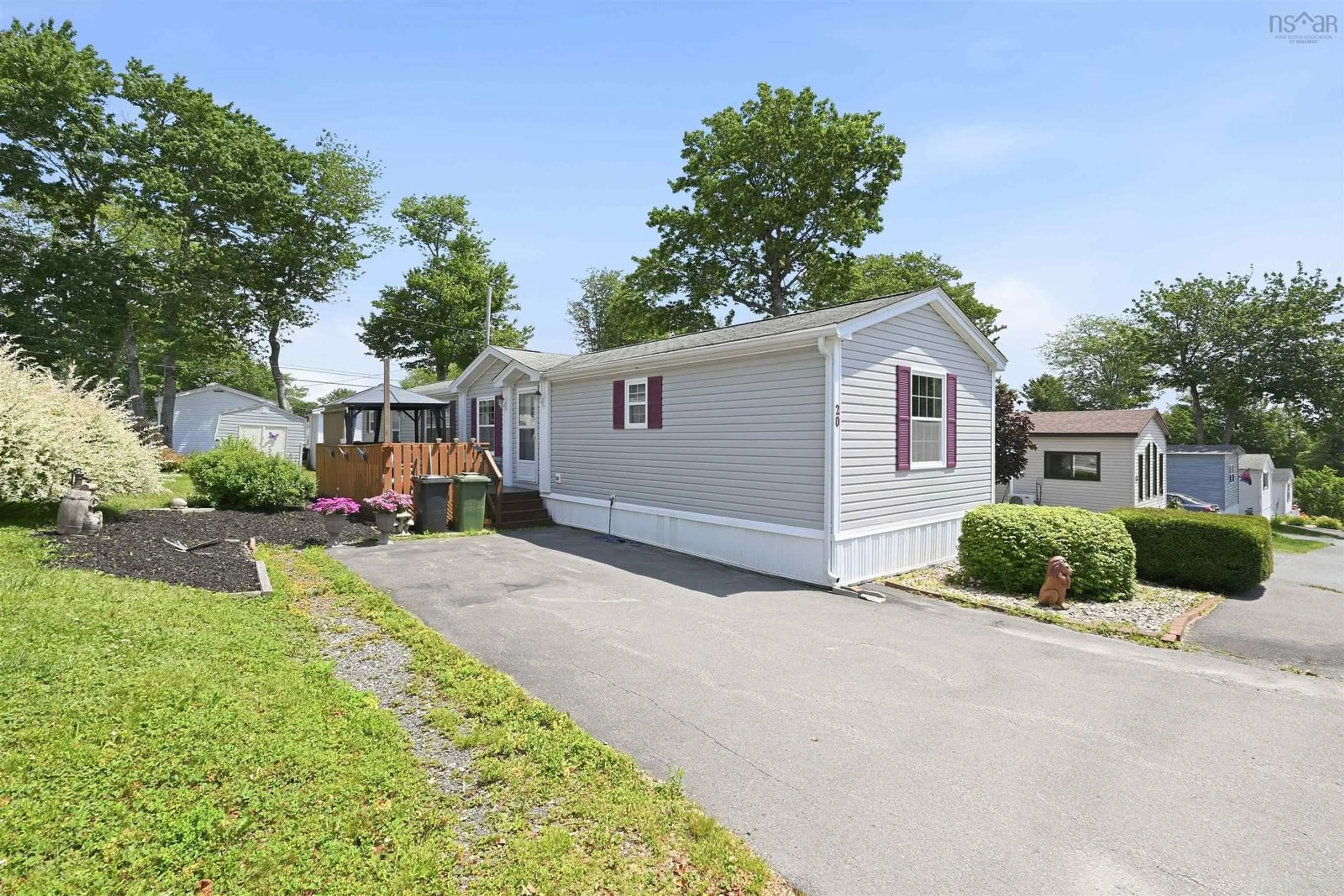 Home with vinyl exterior material, street for 20 Fifth St, Lucasville Nova Scotia B4B 1R2