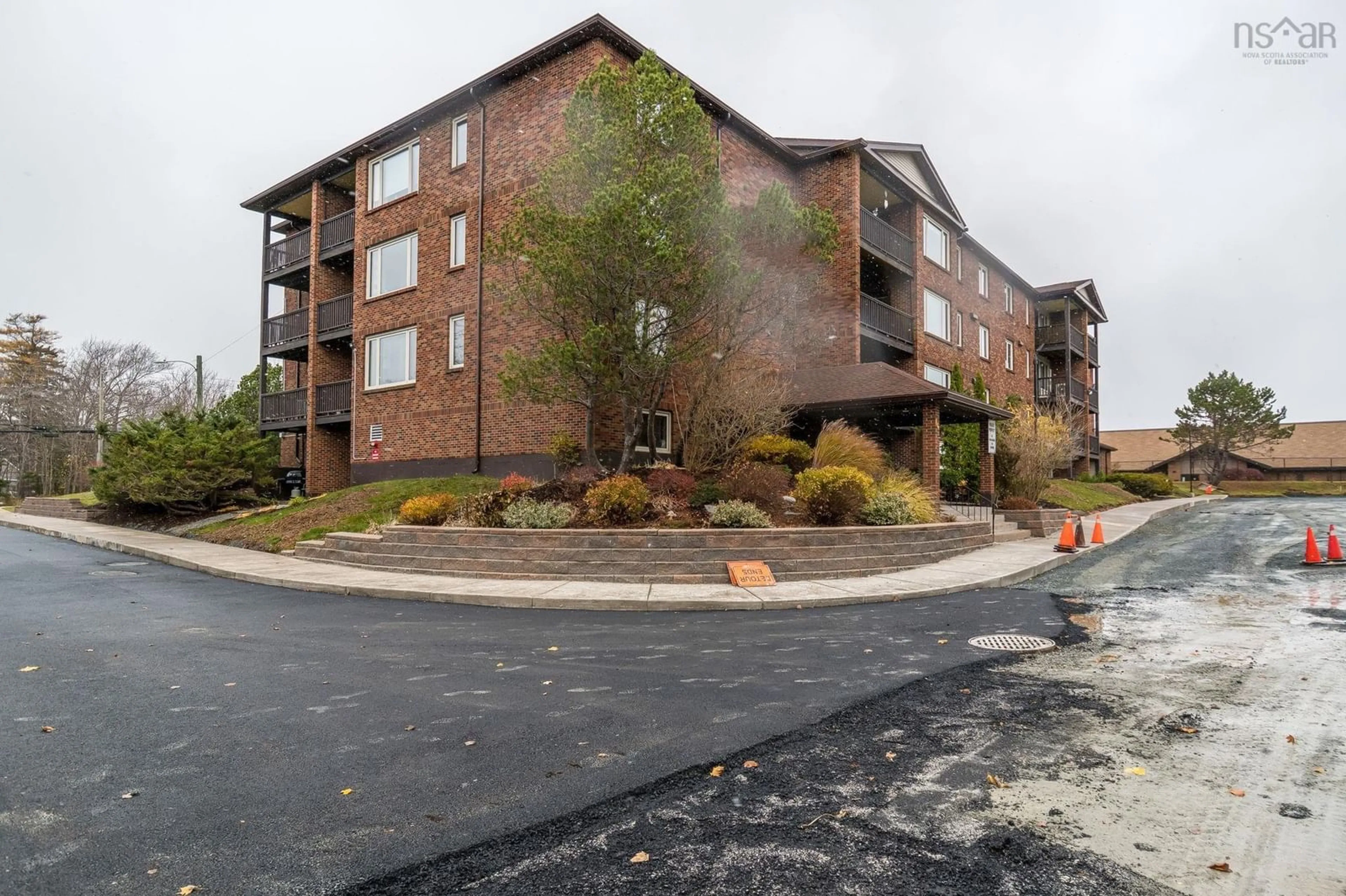 A pic from outside/outdoor area/front of a property/back of a property/a pic from drone, building for 64 Cumberland Dr #403, Cole Harbour Nova Scotia B2V 2C7