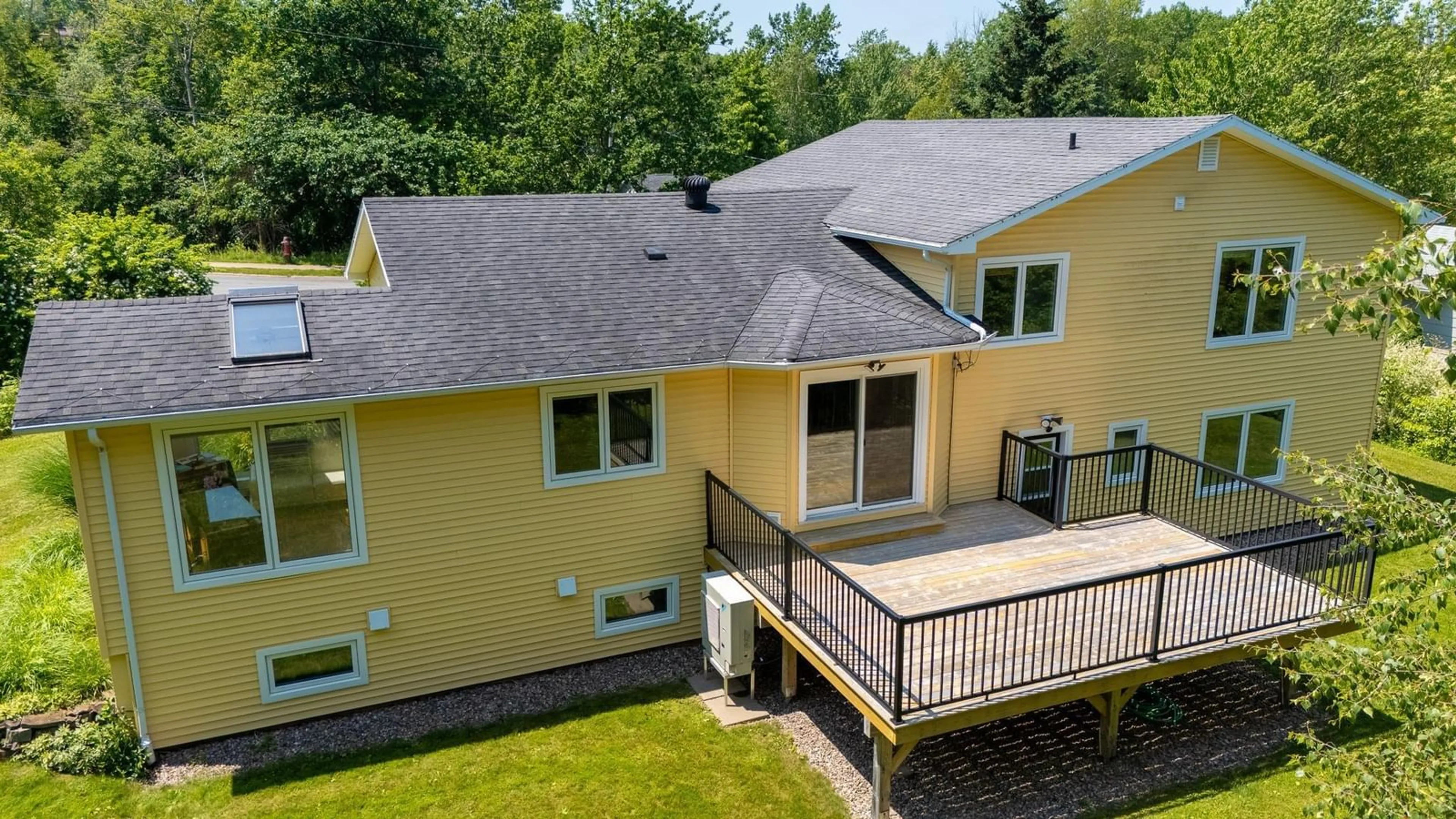 A pic from outside/outdoor area/front of a property/back of a property/a pic from drone, unknown for 61 Sherwood Dr, Wolfville Nova Scotia B4P 2K5