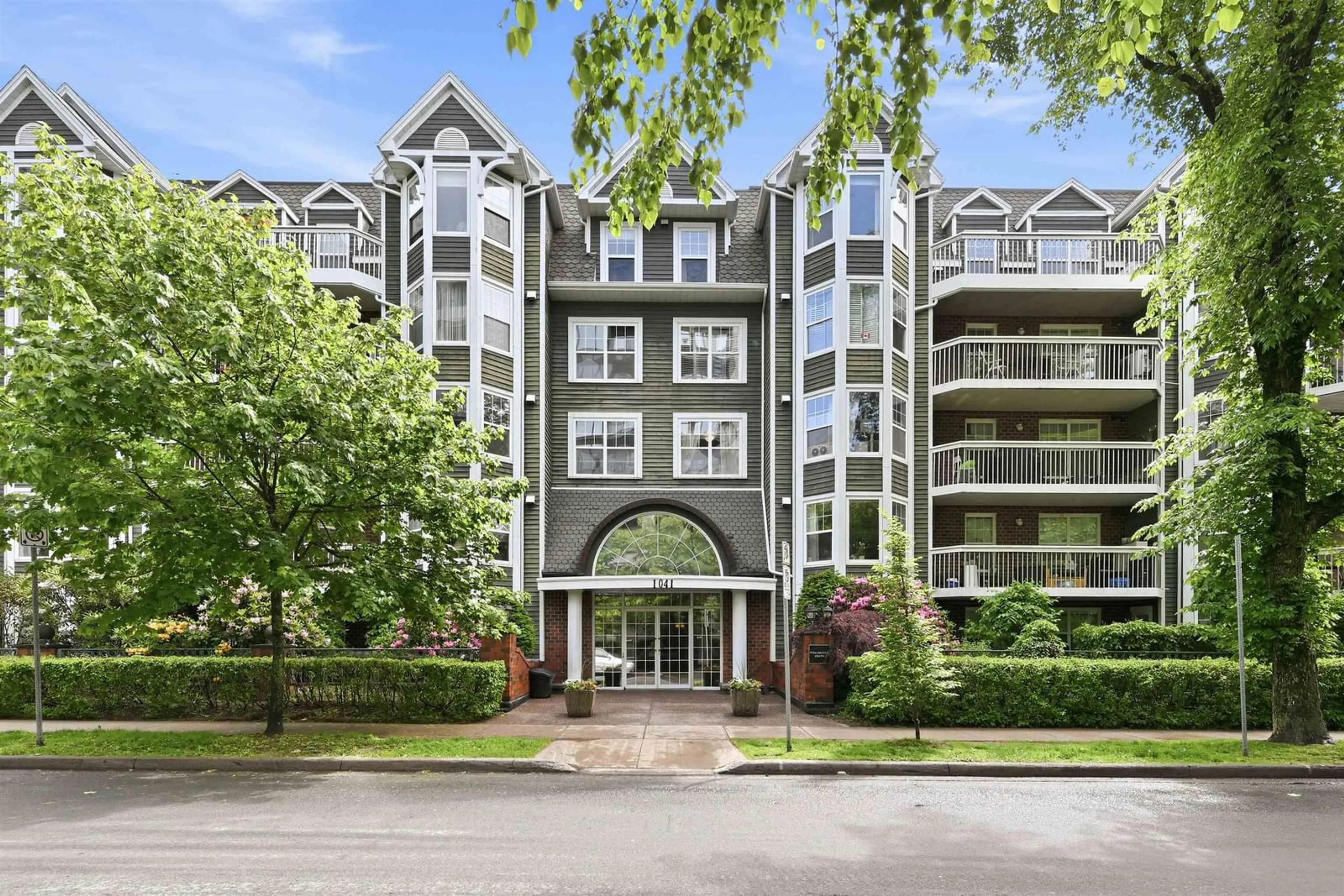 Unknown for 1041 Wellington St #101, Halifax Nova Scotia B3H 4P5