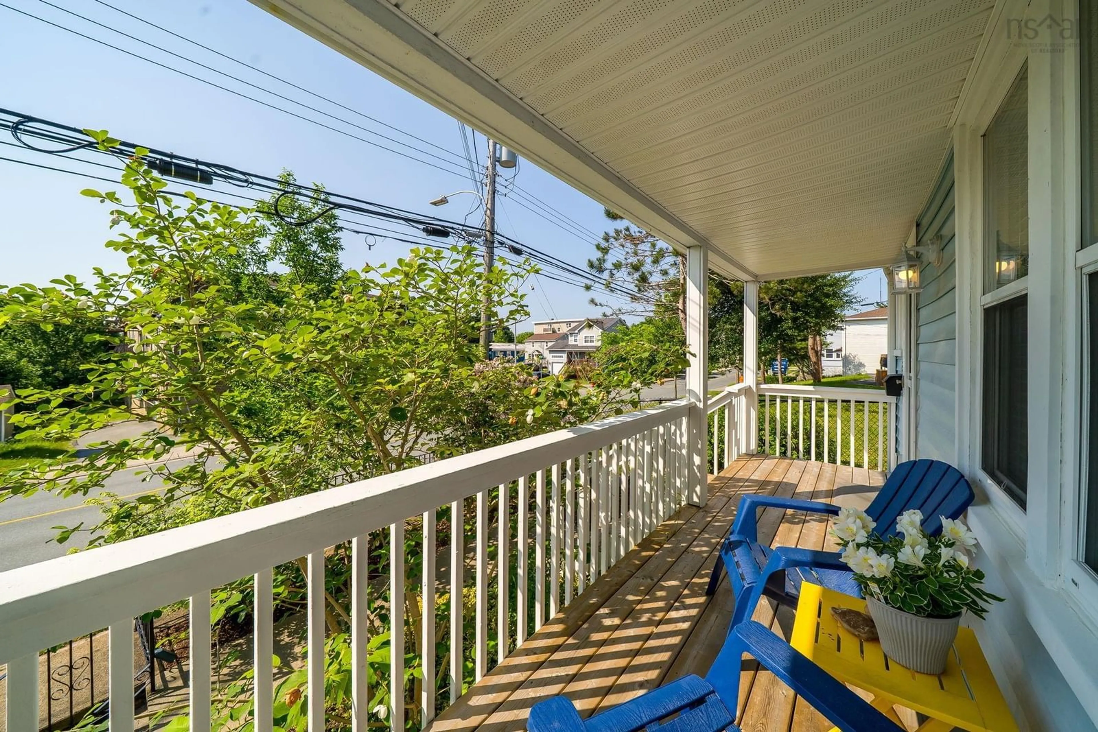 Patio, street for 109 Main Ave, Halifax Nova Scotia B3M 1A8