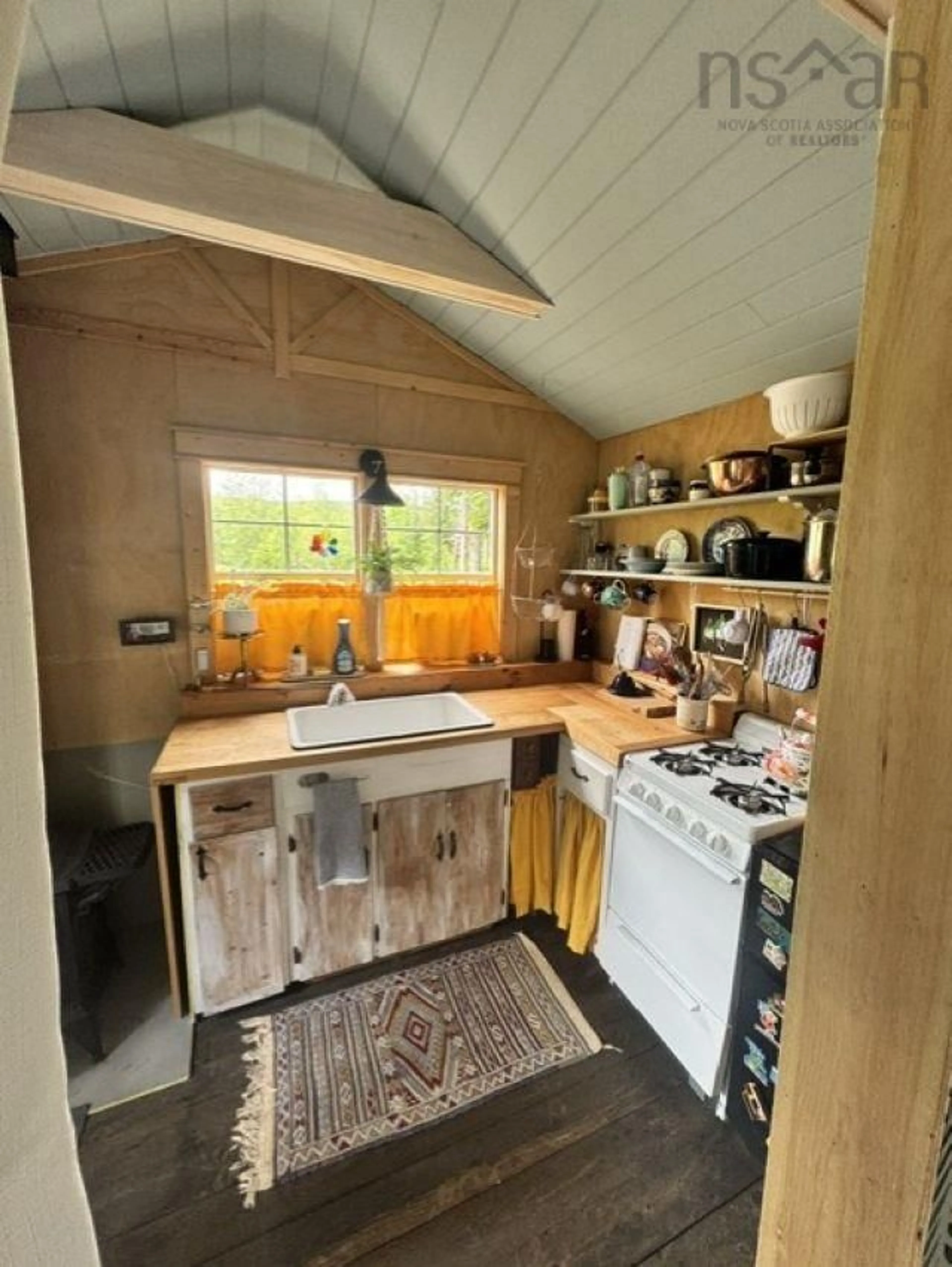 Standard kitchen, unknown for 579 Highway 246, Wentworth Nova Scotia B0M 1Z0
