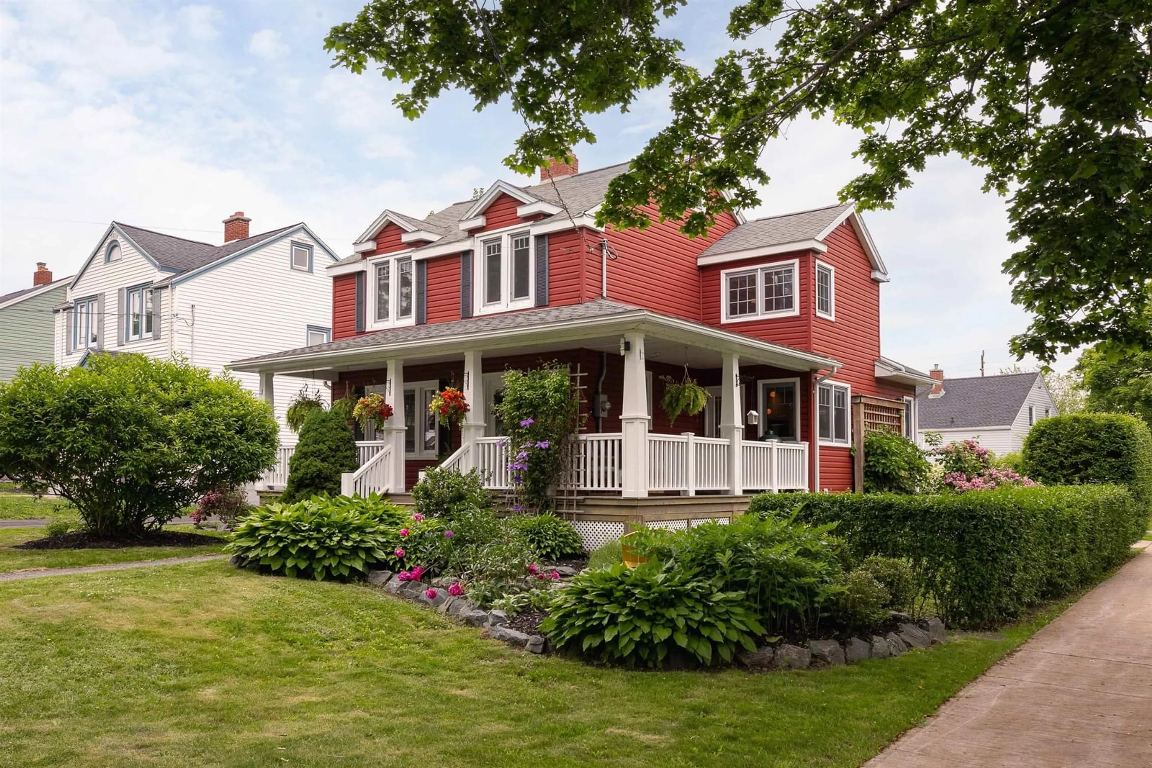 Home with vinyl exterior material, street for 2500 Armcrescent West Ave, Halifax Nova Scotia B3L 3E3