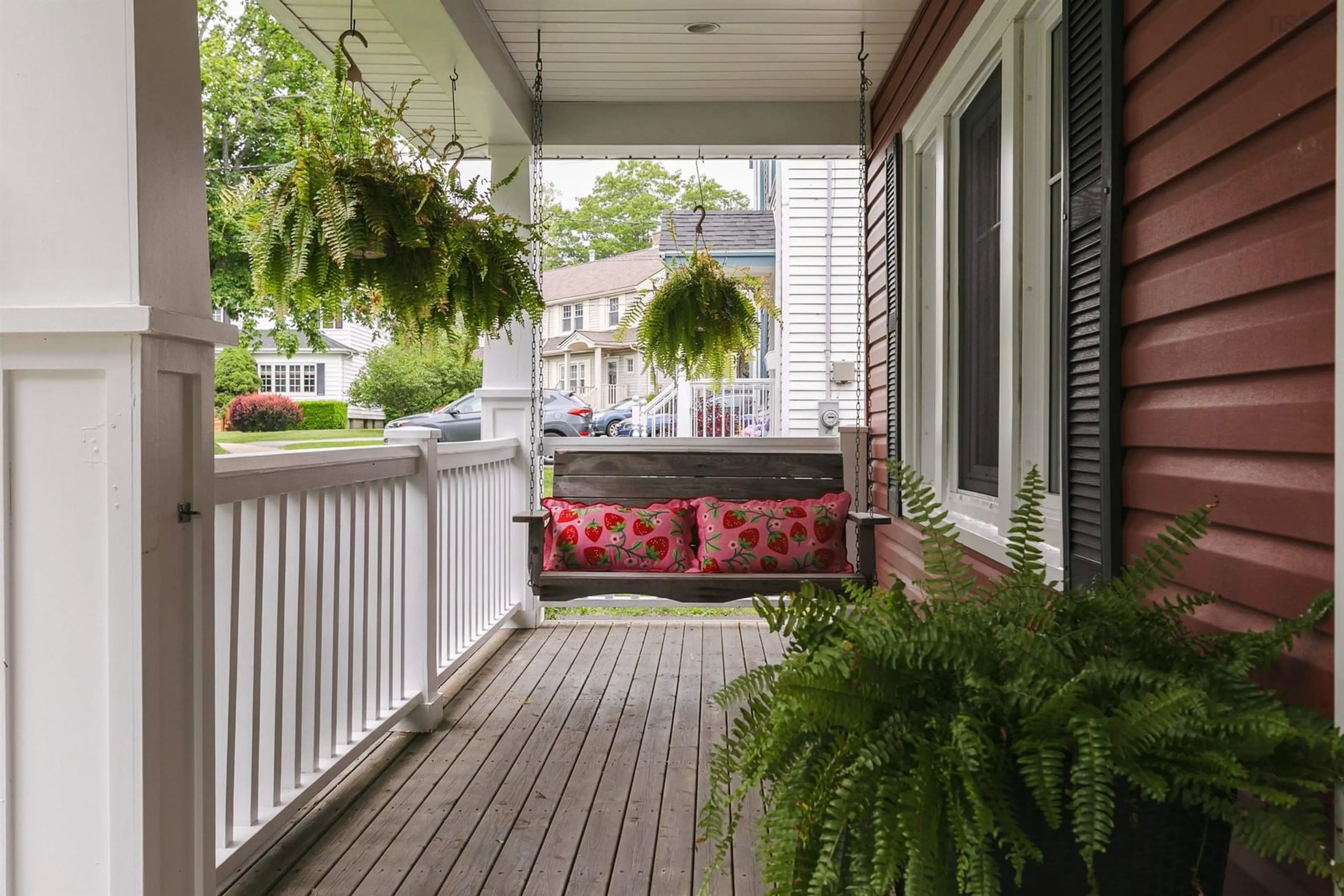 Patio, street for 2500 Armcrescent West Ave, Halifax Nova Scotia B3L 3E3