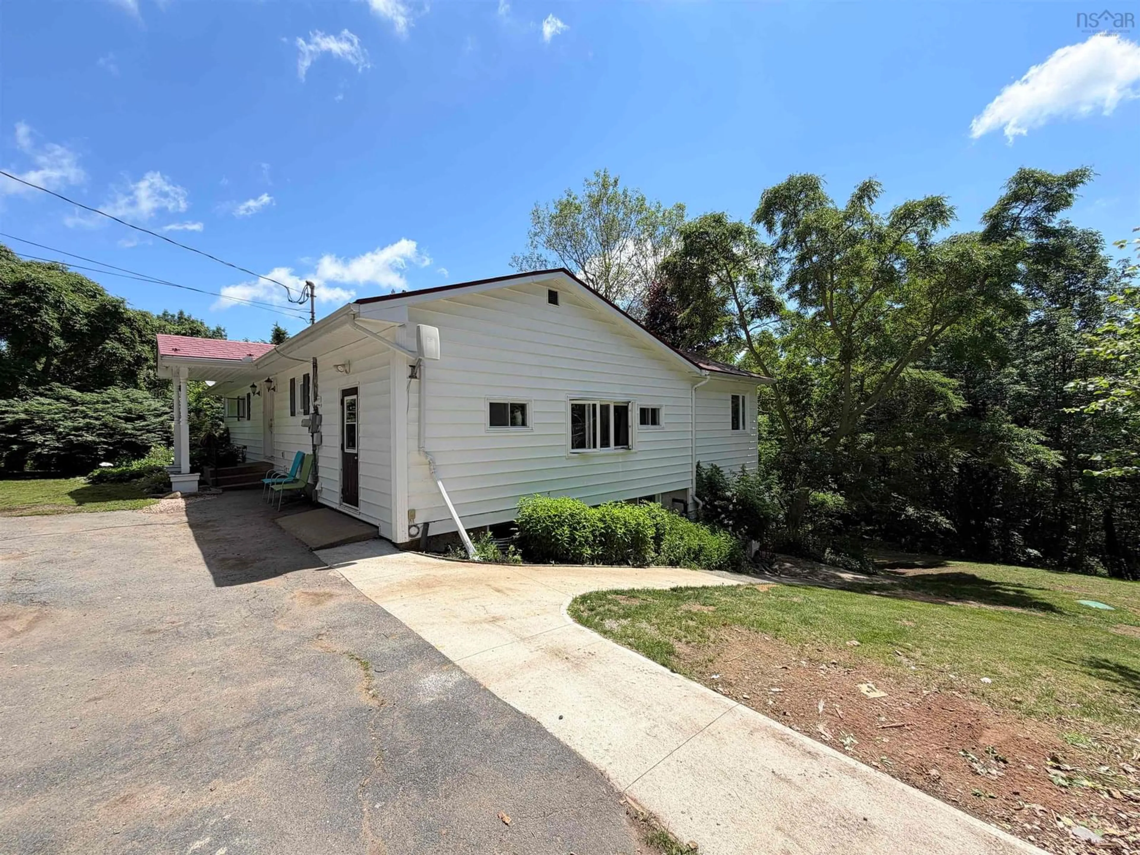 A pic from outside/outdoor area/front of a property/back of a property/a pic from drone, street for 4312 Prospect Rd, North Alton Nova Scotia B4N 3V8
