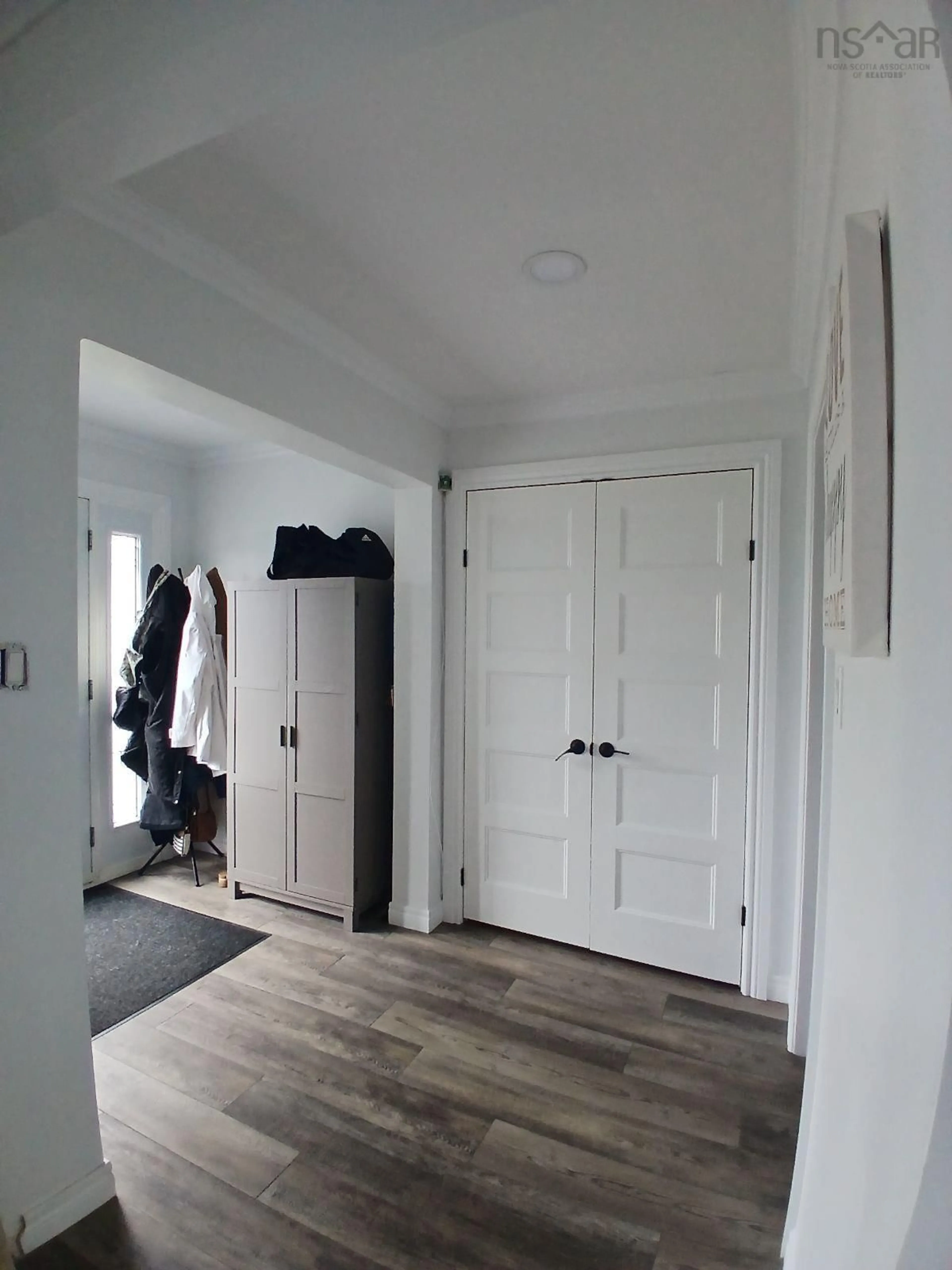 Indoor entryway for 10 Melissa Cres, Sydney Nova Scotia B1P 6X2