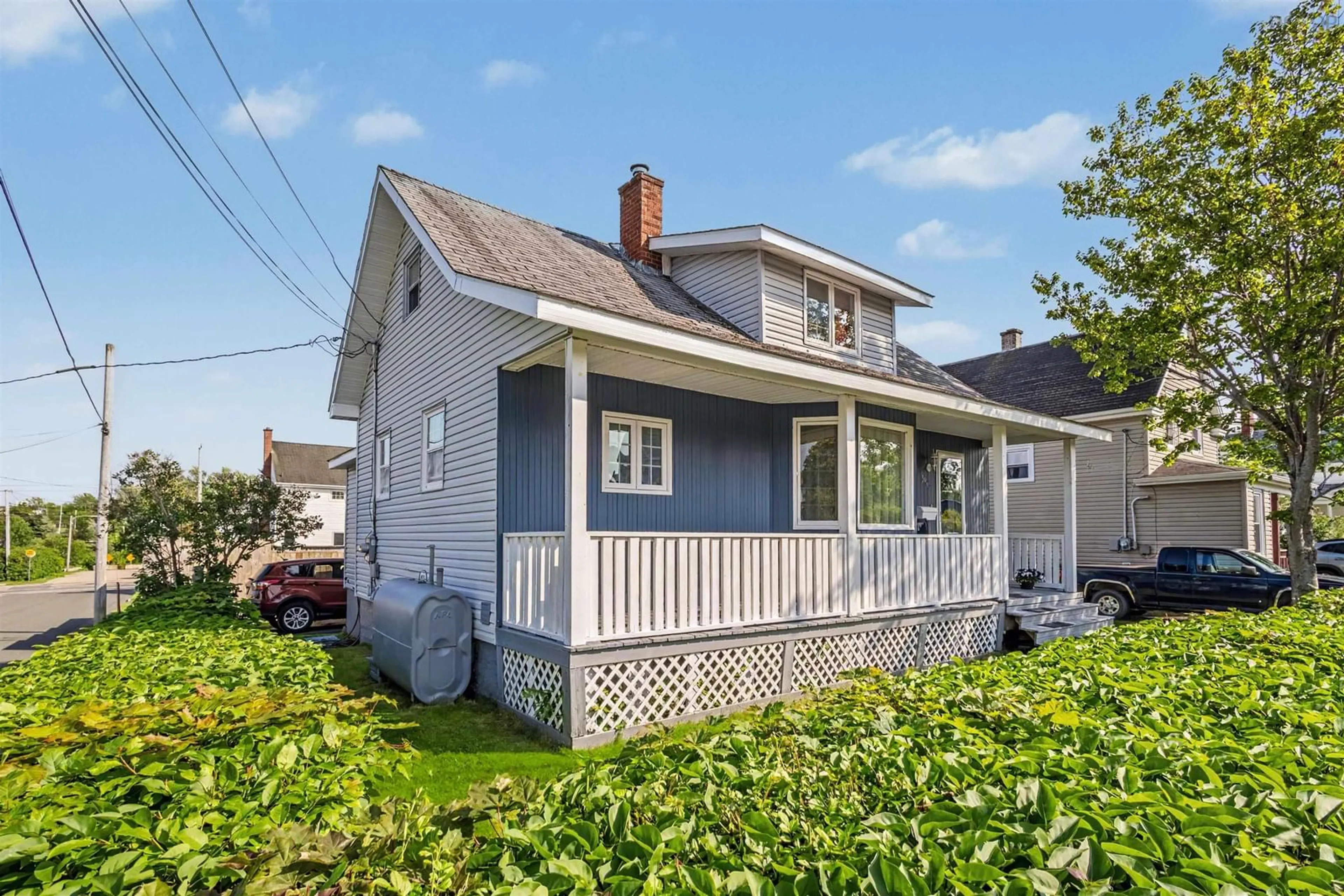 Home with vinyl exterior material, street for 109 Upper Mclean St, Glace Bay Nova Scotia B1A 2L1