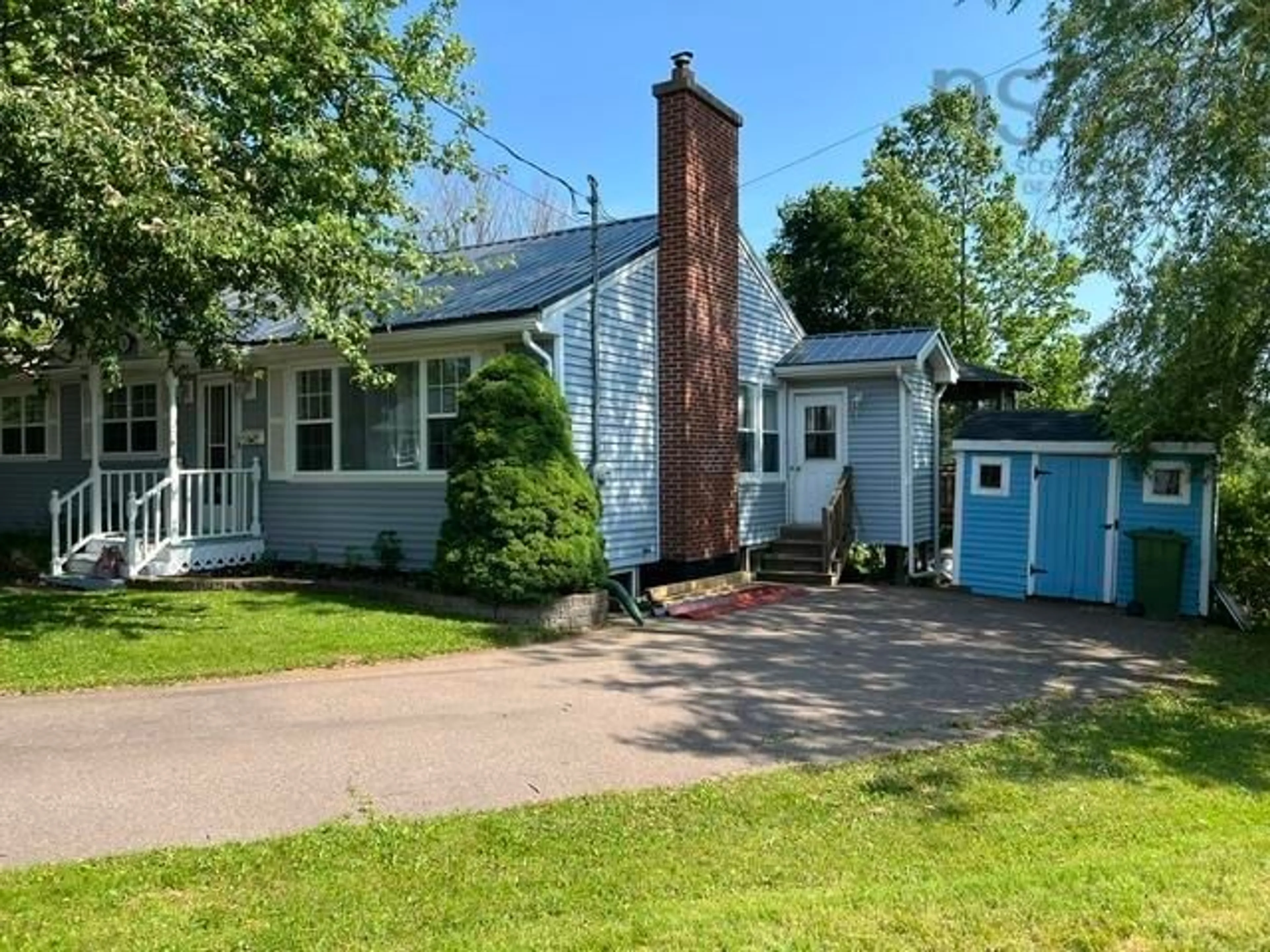 A pic from outside/outdoor area/front of a property/back of a property/a pic from drone, street for 26 Crescent Dr, Truro Nova Scotia B2N 1N6