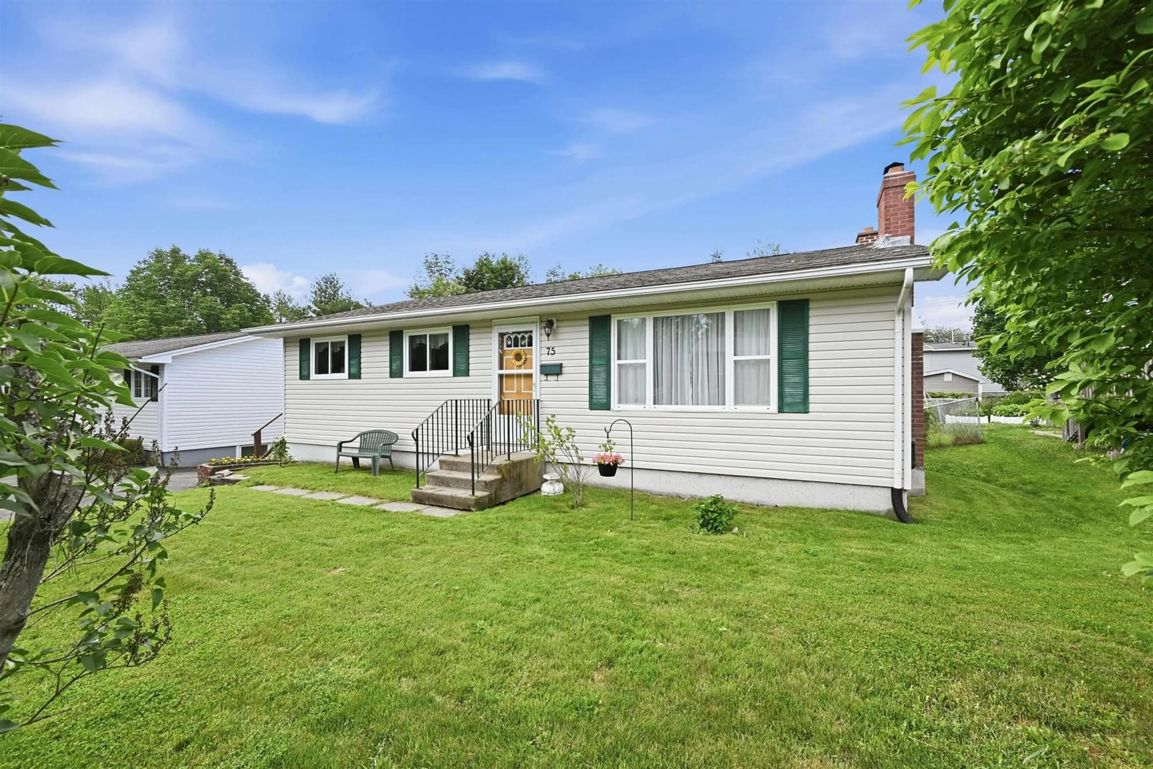 Home with vinyl exterior material, street for 75 Nordic Cres, Lower Sackville Nova Scotia B4C 2E4