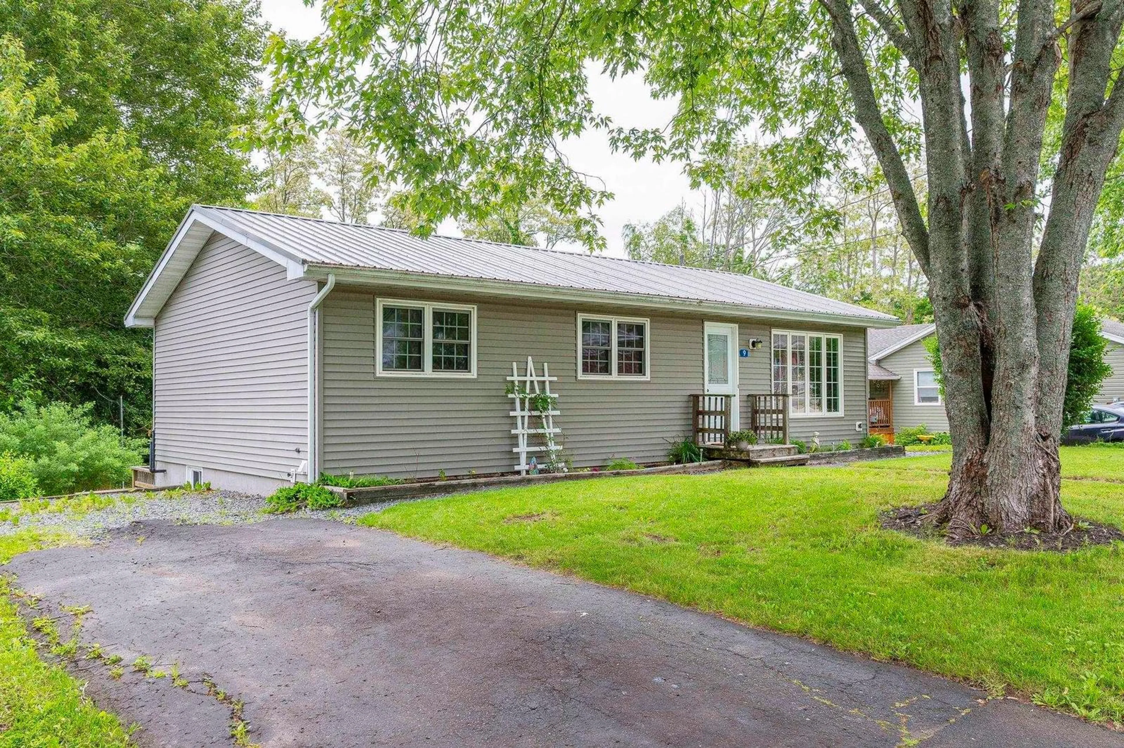 Home with vinyl exterior material, street for 9 Holmes Hill Rd, Hantsport Nova Scotia B0P 1P0