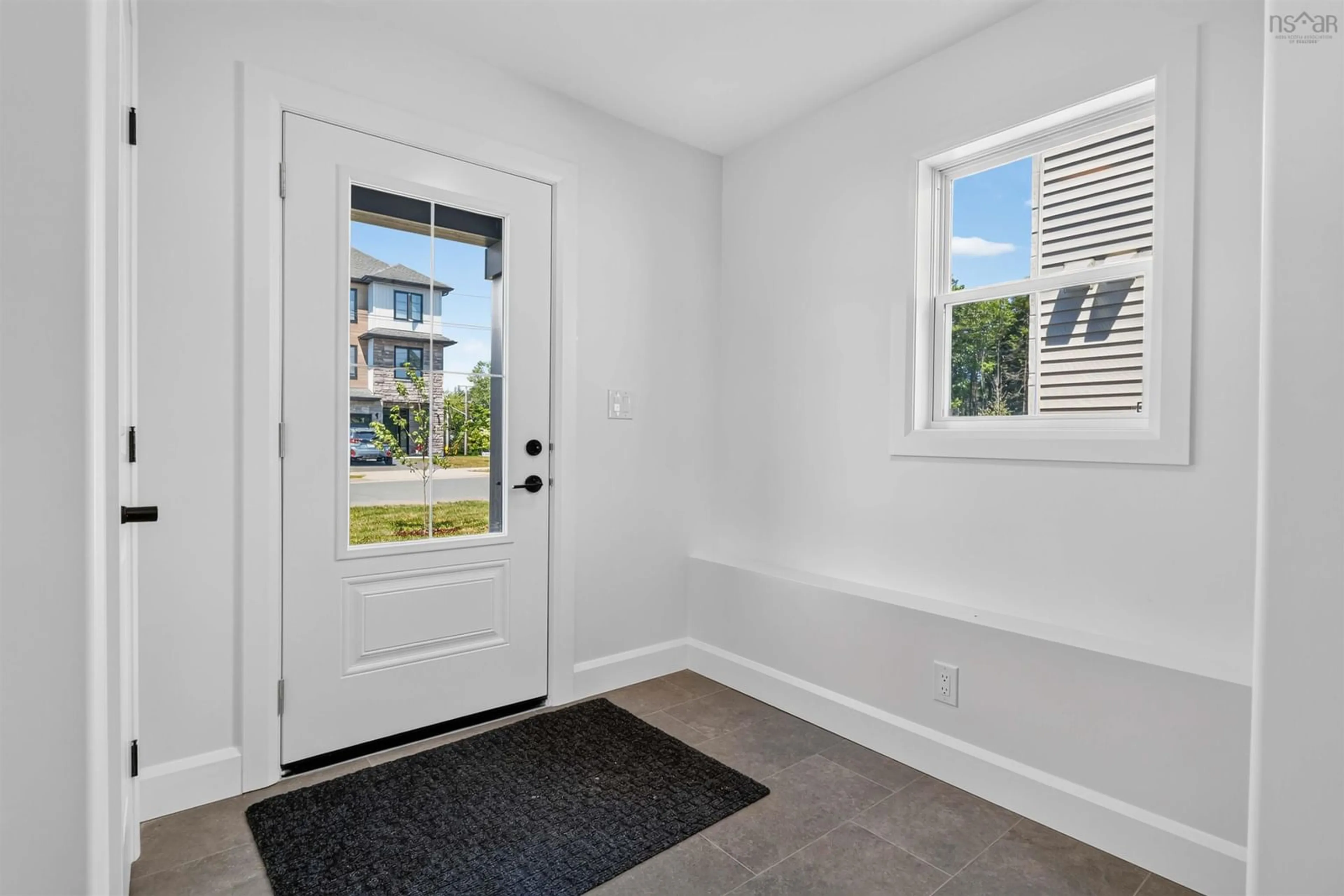 Indoor entryway for 6 Pearlgarden Close #PC-2, Dartmouth Nova Scotia B2X 0C2