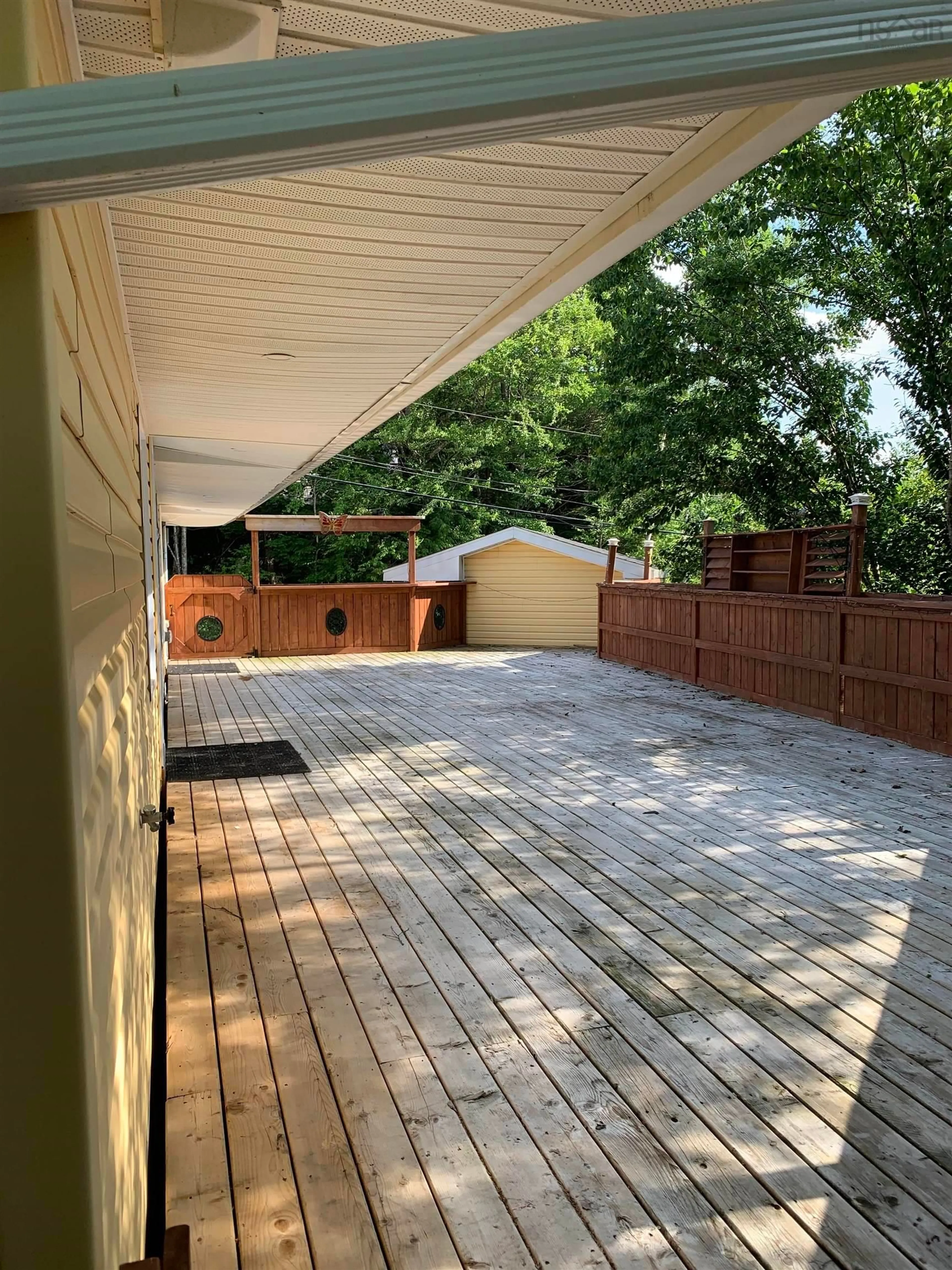 Patio, street for 189 Hilltop Dr, Lower Sackville Nova Scotia B4C 2P6
