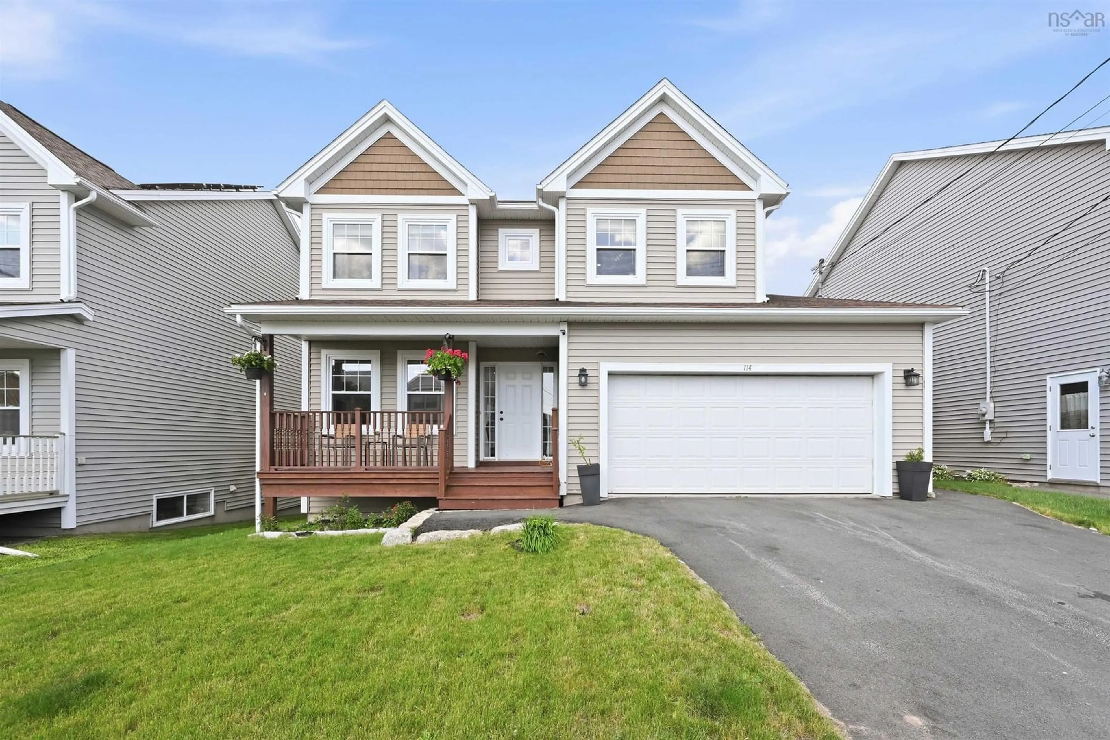 Home with vinyl exterior material, street for 114 Alabaster Way, Halifax Nova Scotia B3P 0E6