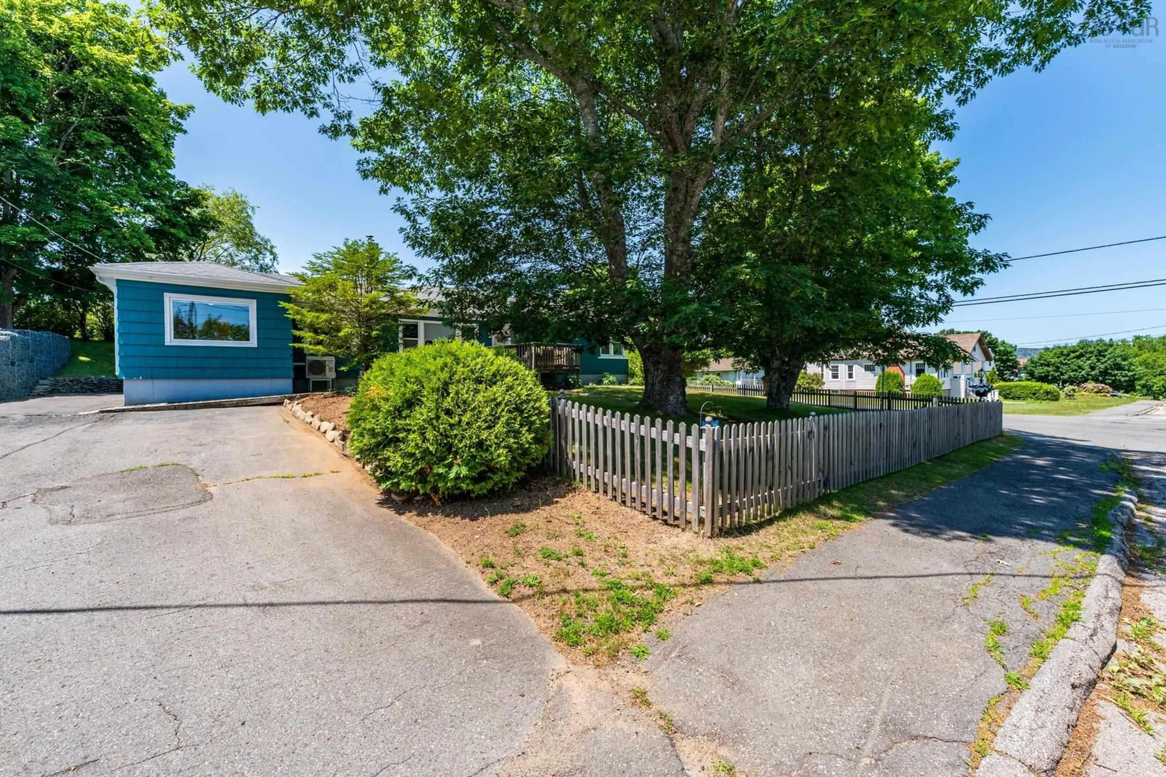 A pic from outside/outdoor area/front of a property/back of a property/a pic from drone, street for 173 King Street, Digby Nova Scotia B0V 1A0