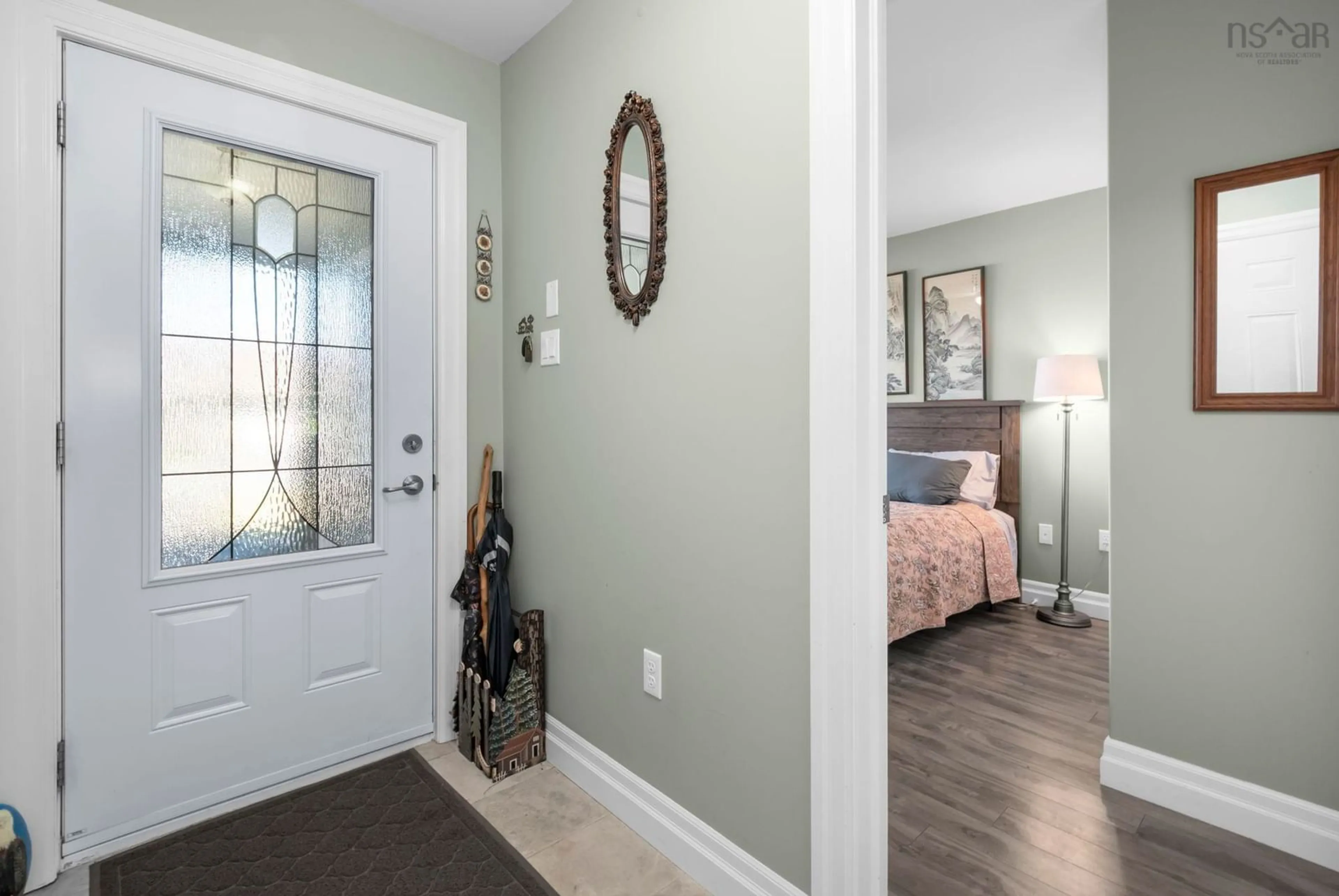Indoor entryway for 56 Edward Dr, Garlands Crossing Nova Scotia B0P 1L0