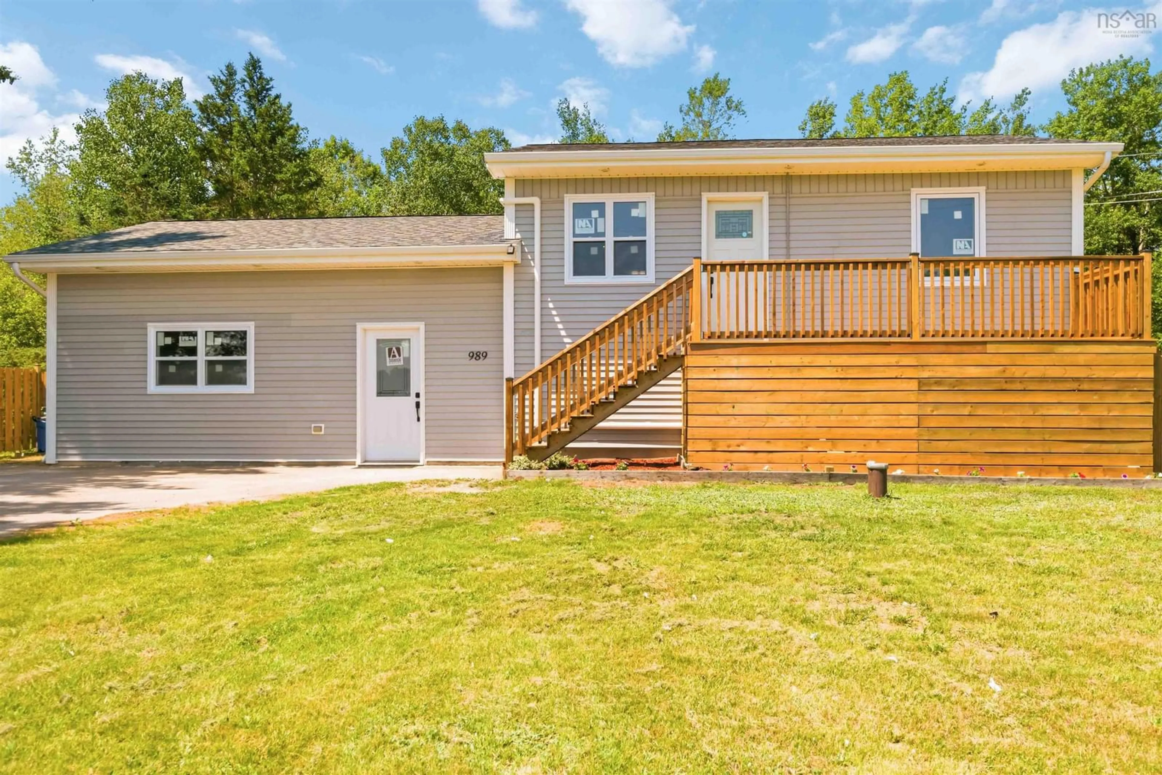 Home with vinyl exterior material, unknown for 989 Brooklyn Street Kingston B0p1r0, North Kingston Nova Scotia B4R 1R0