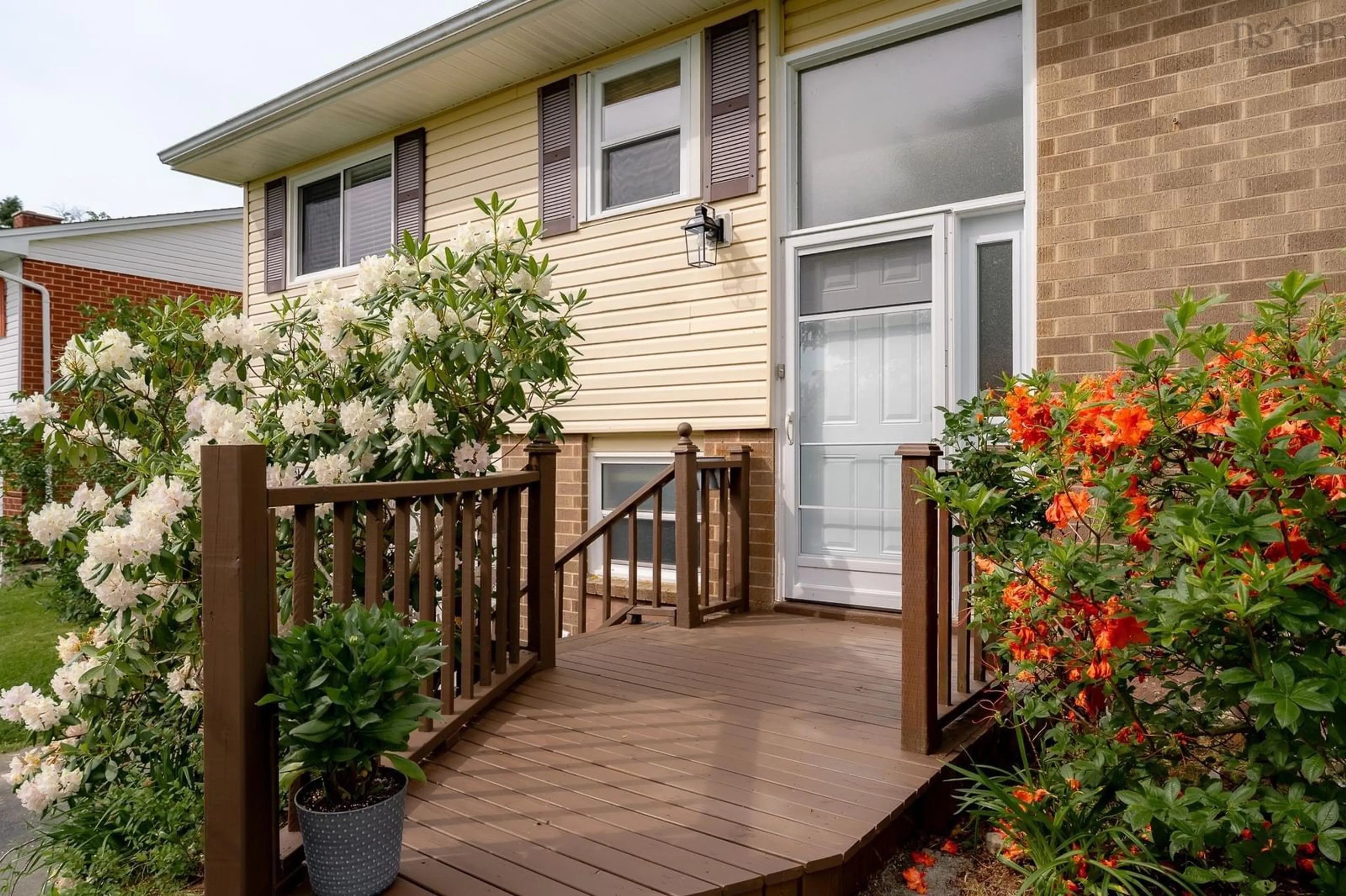 Patio, street for 38 Boling Green Cres, Dartmouth Nova Scotia B2V 1J8