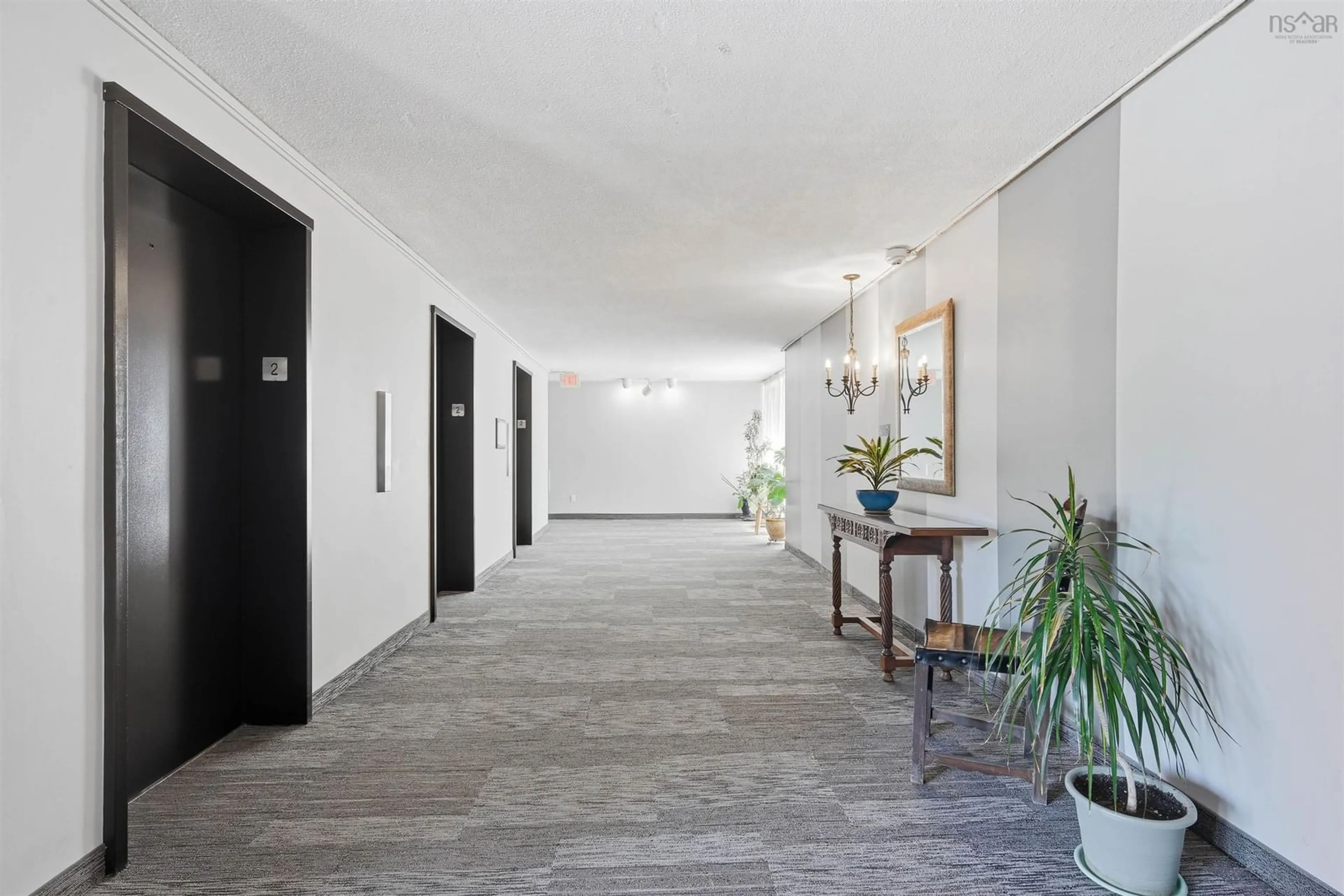 Indoor foyer for 5959 Spring Garden Rd #210, Halifax Nova Scotia B3H 1Y5