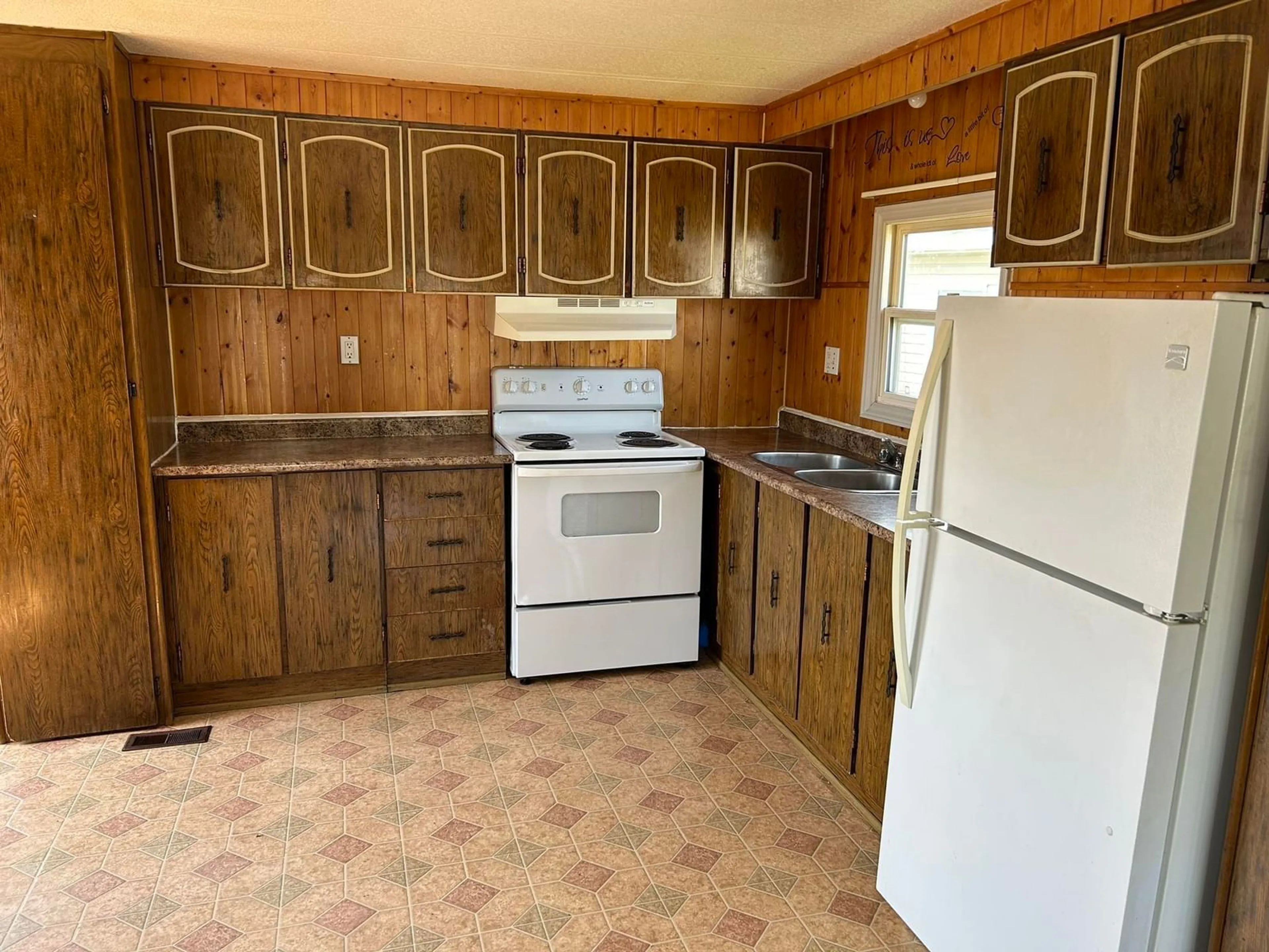 Standard kitchen, unknown for 18 Twin Rivers Trailer Crt, Stellarton Nova Scotia B0K 0A3