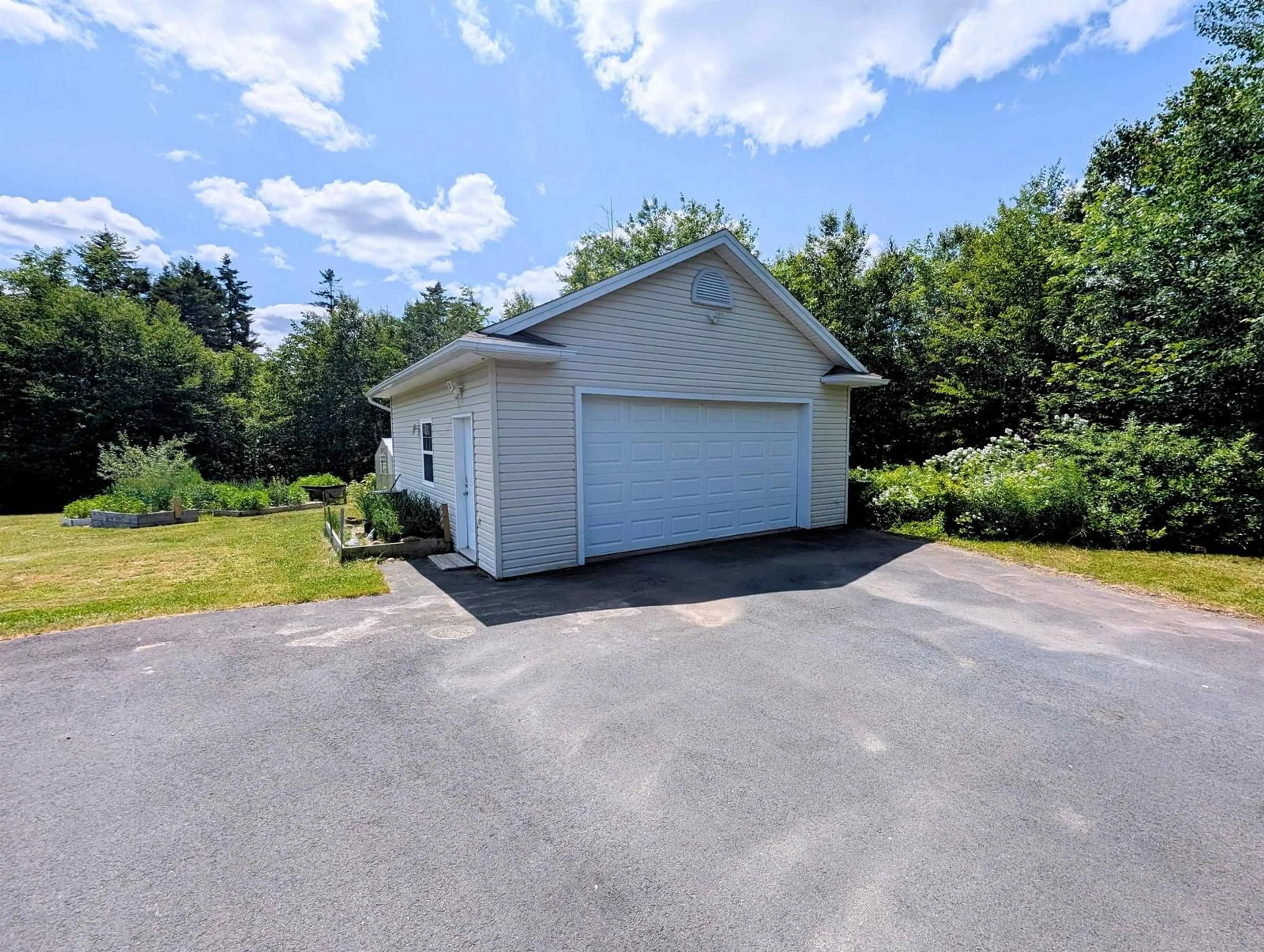 Unknown for 94 Valerie Crt, Windsor Junction Nova Scotia B2T 1Y7