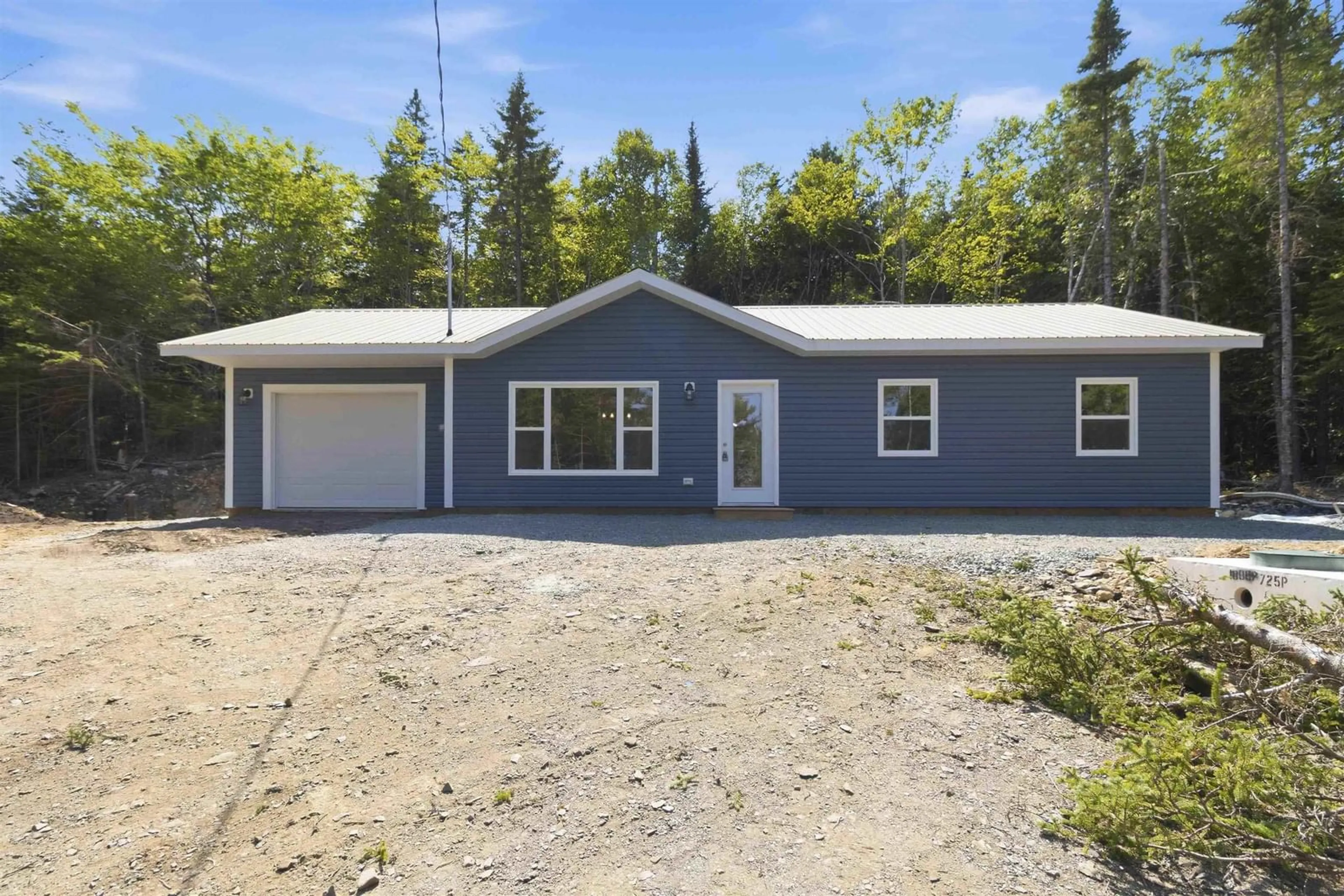 Home with vinyl exterior material, unknown for 84 Isner Diversion, Italy Cross Nova Scotia B4V 0P4