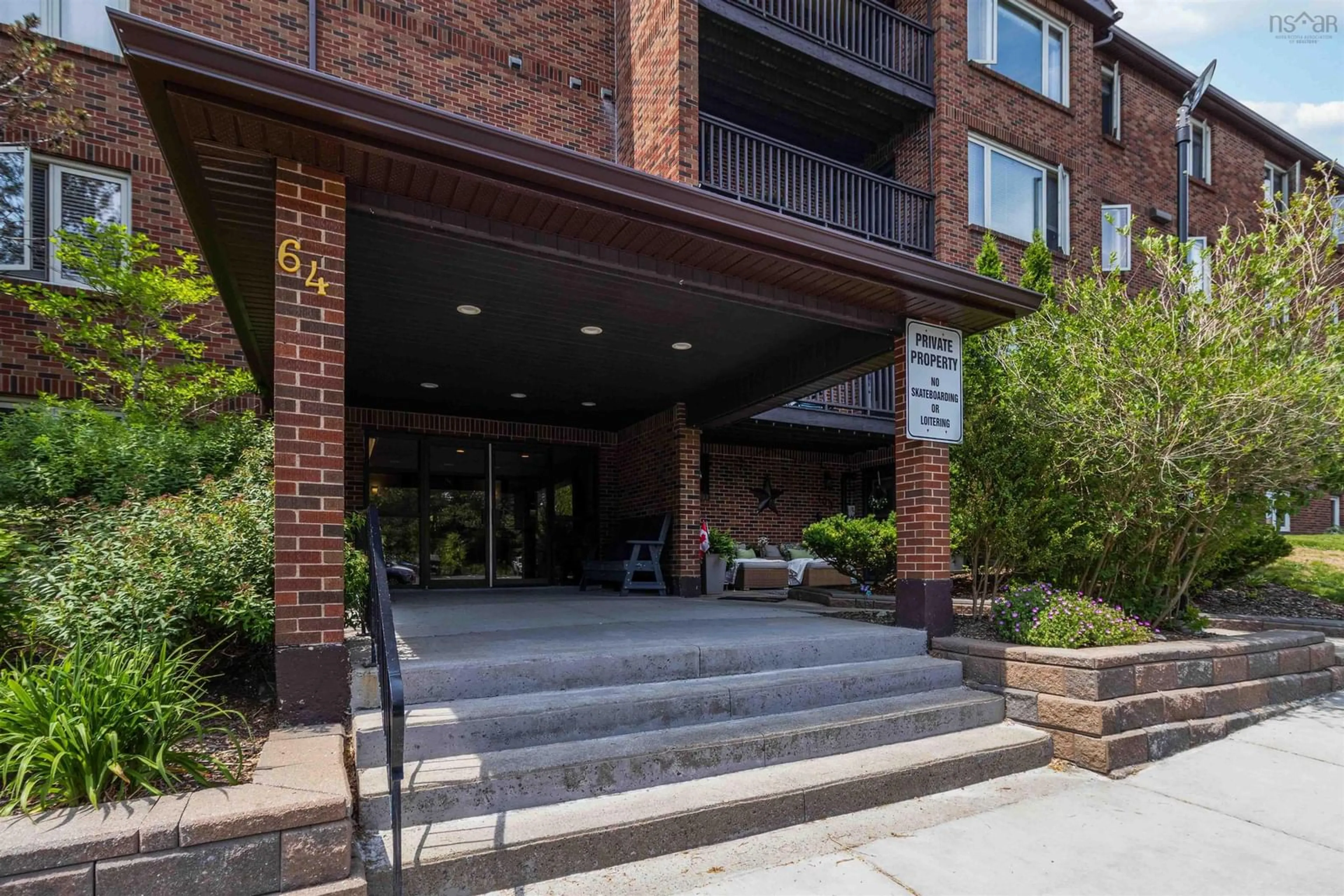 Indoor foyer for 64 Cumberland Dr #310, Cole Harbour Nova Scotia B2V 2C7
