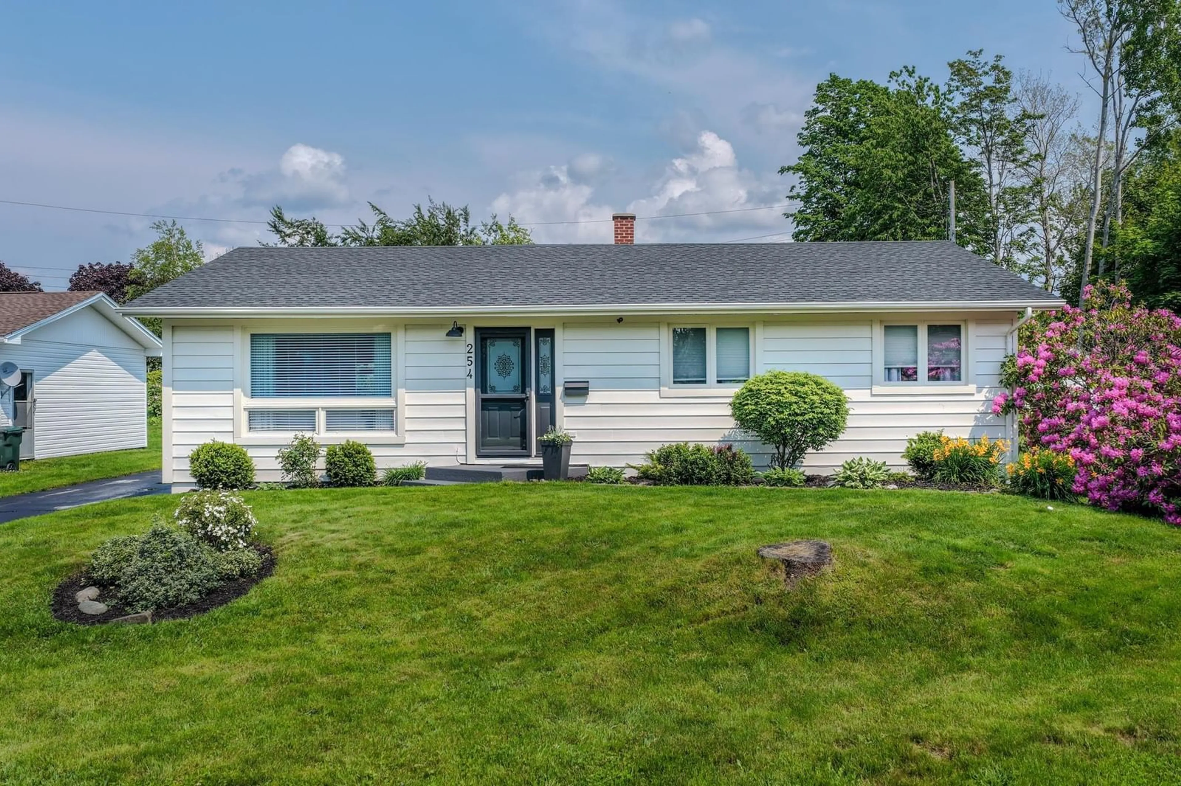 Home with vinyl exterior material, street for 254 Newlands Ave, Sydney River Nova Scotia B1S 1Y6