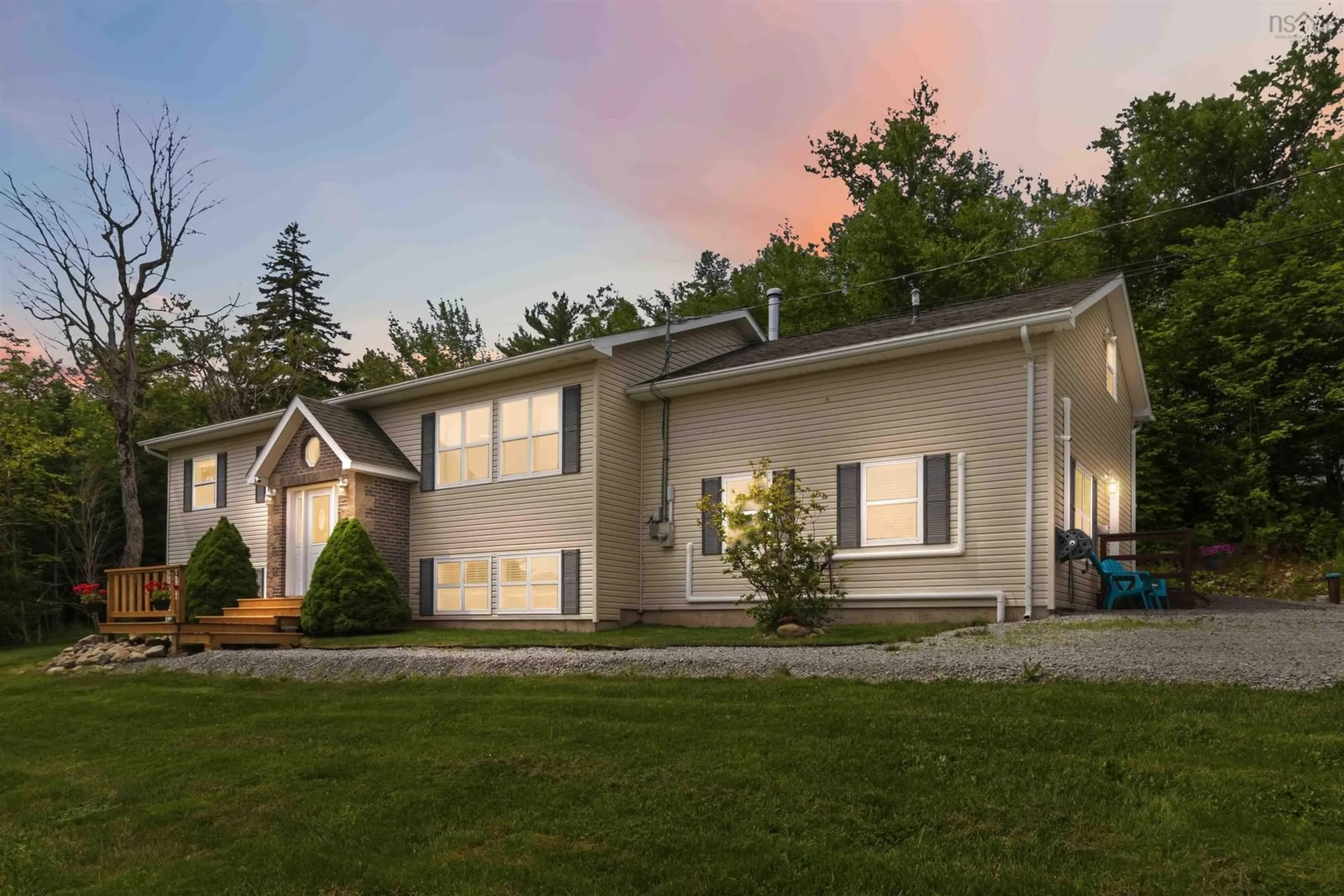 Home with vinyl exterior material, mountain view for 53 Megan Cres, Middle Sackville Nova Scotia B4E 3B8
