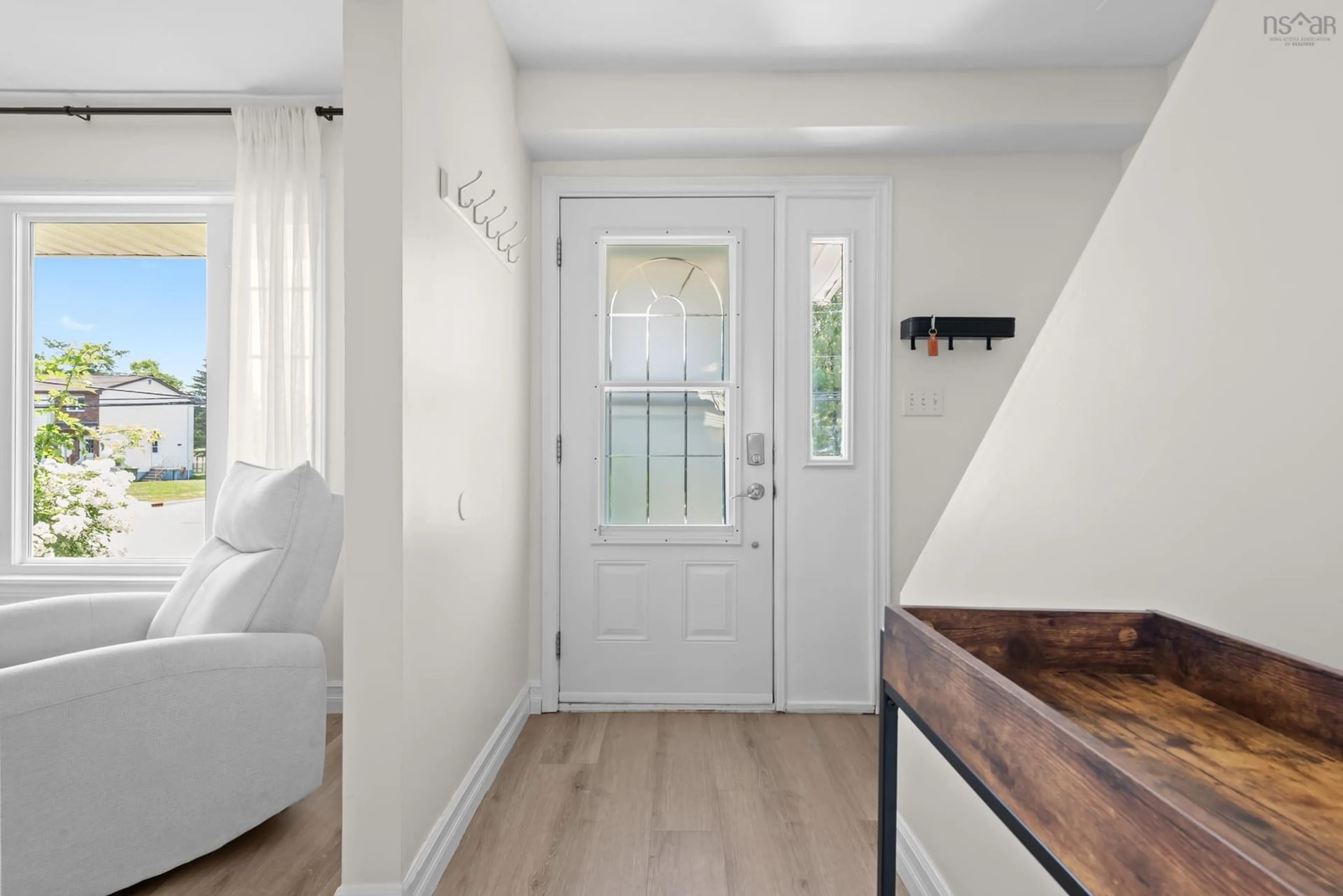 Indoor entryway for 69 Montebello Dr, Dartmouth Nova Scotia B2X 3L1