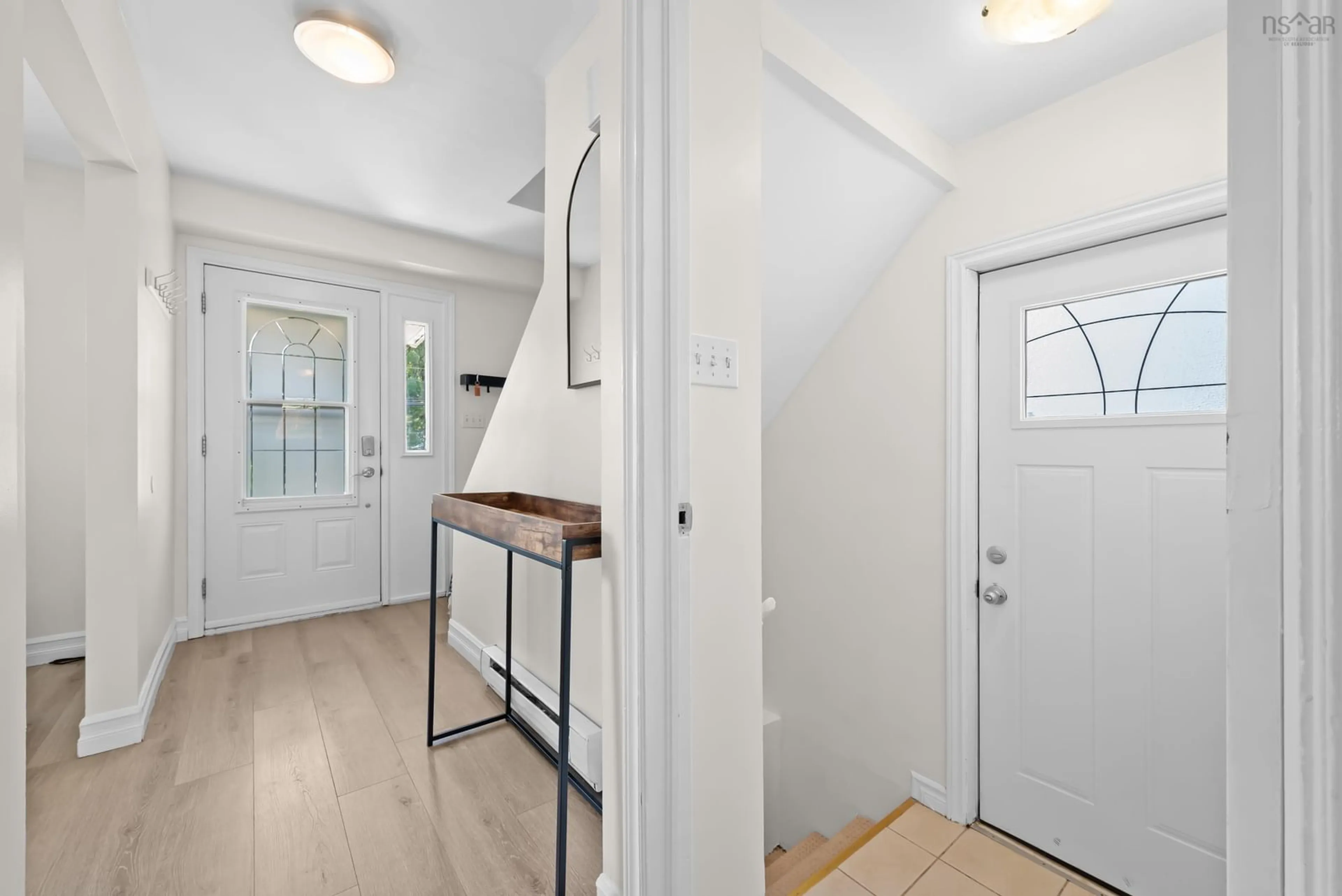 Indoor entryway for 69 Montebello Dr, Dartmouth Nova Scotia B2X 3L1
