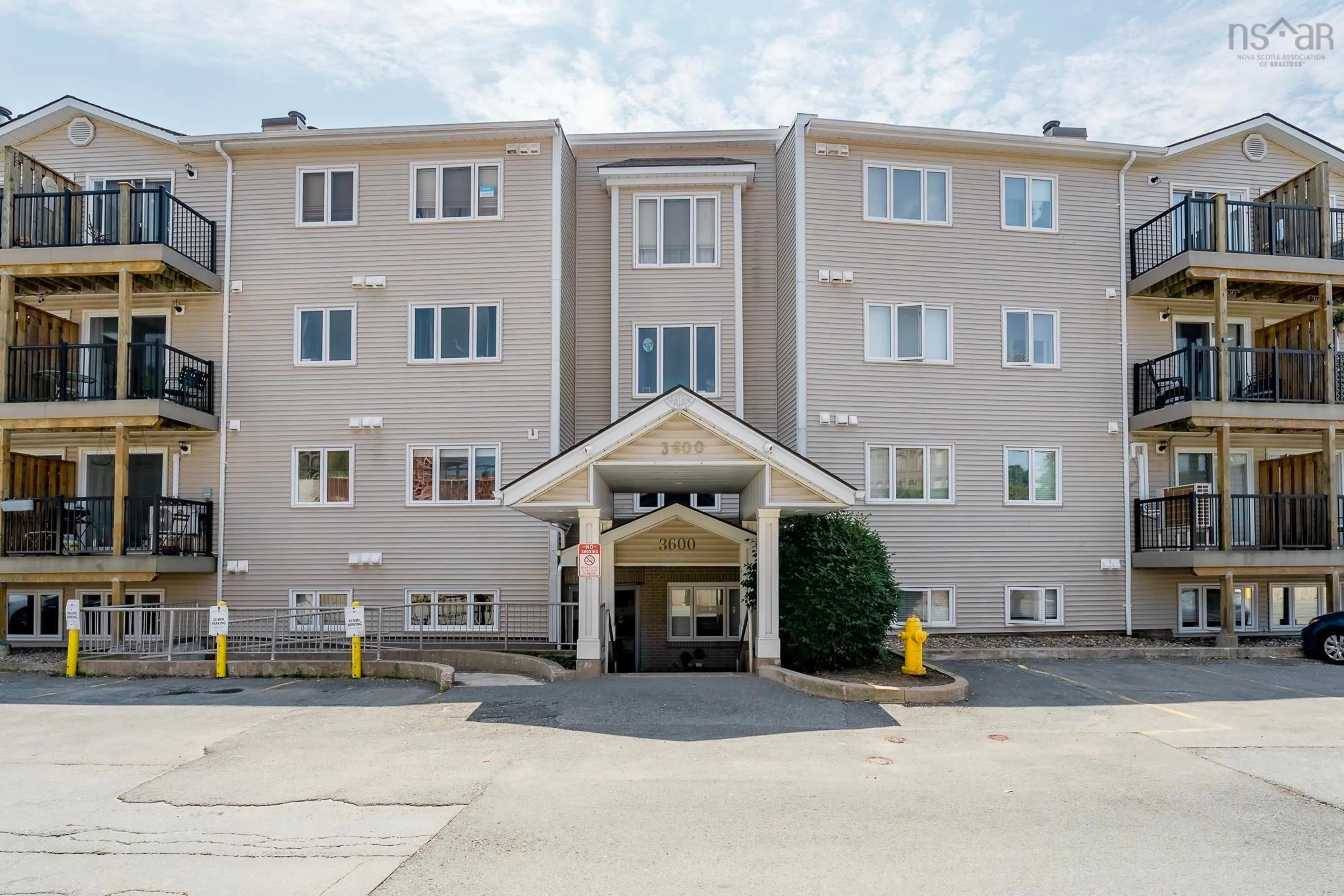 Unknown for 3600 John Parr #308, Halifax Nova Scotia B3K 5V3