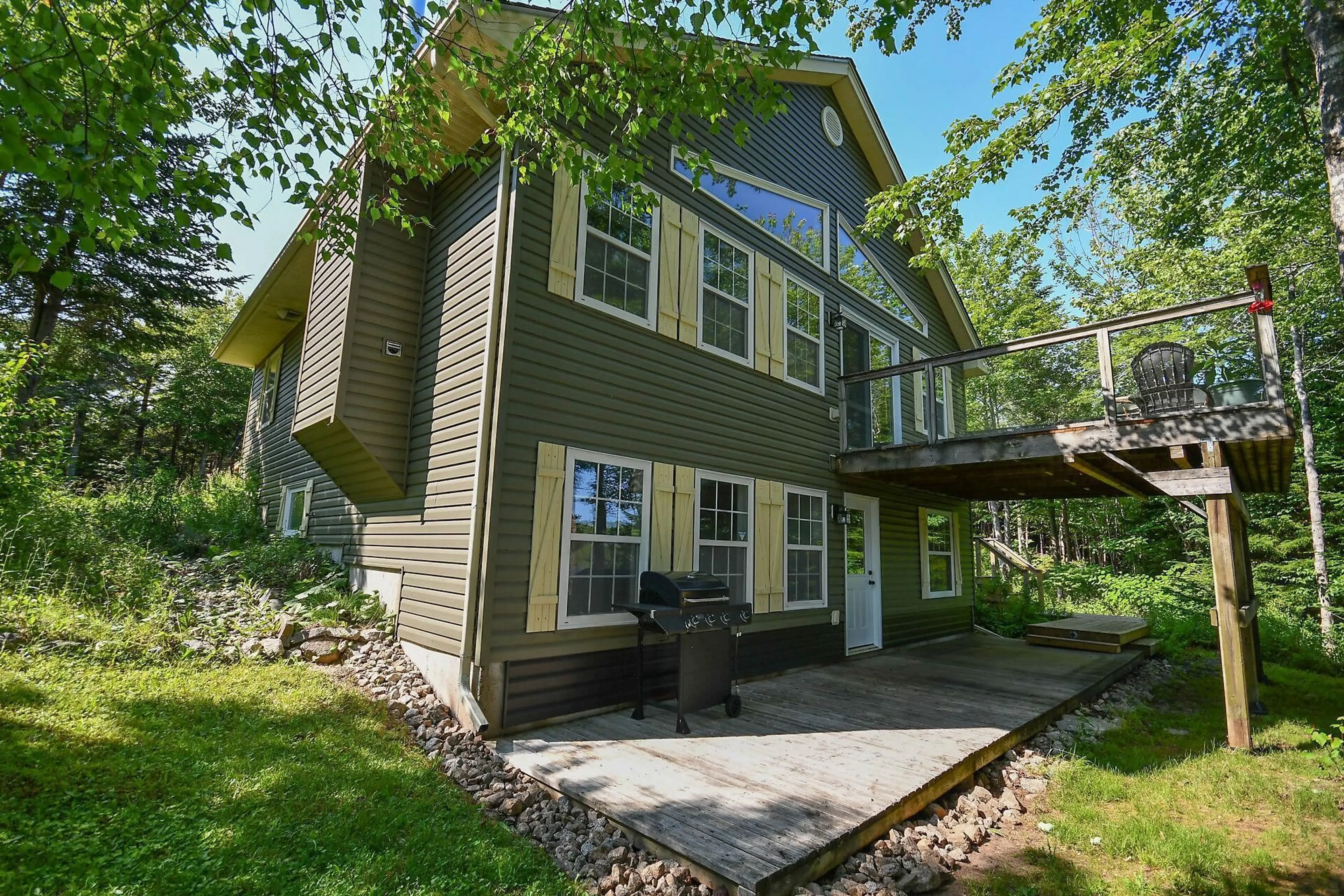 Home with vinyl exterior material, water/lake/river/ocean view for 51 Back Lake, Hatchet Lake Nova Scotia B3T 1R5