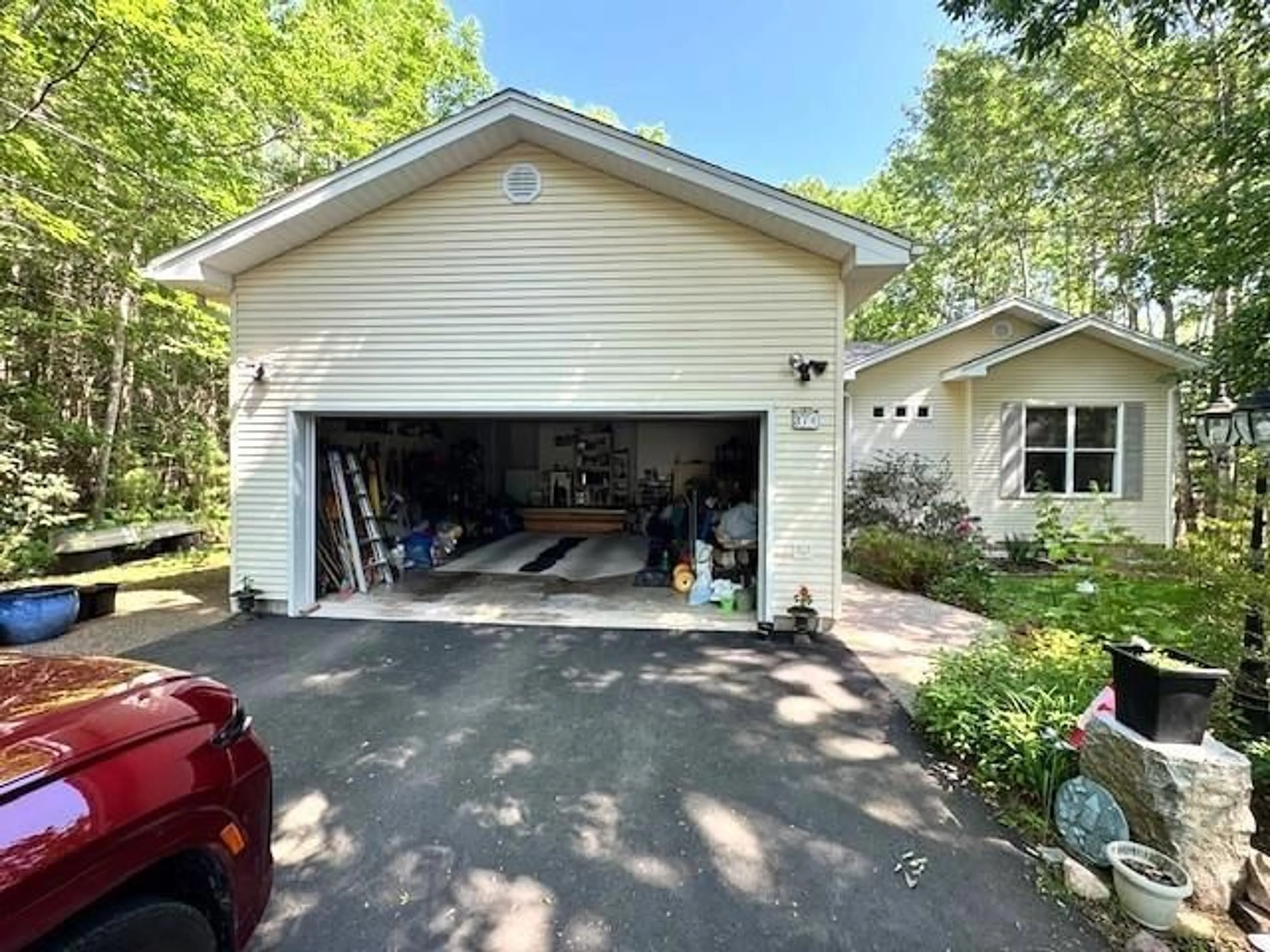 Indoor garage for 374 Brady St, Bridgewater Nova Scotia B4V 3W4
