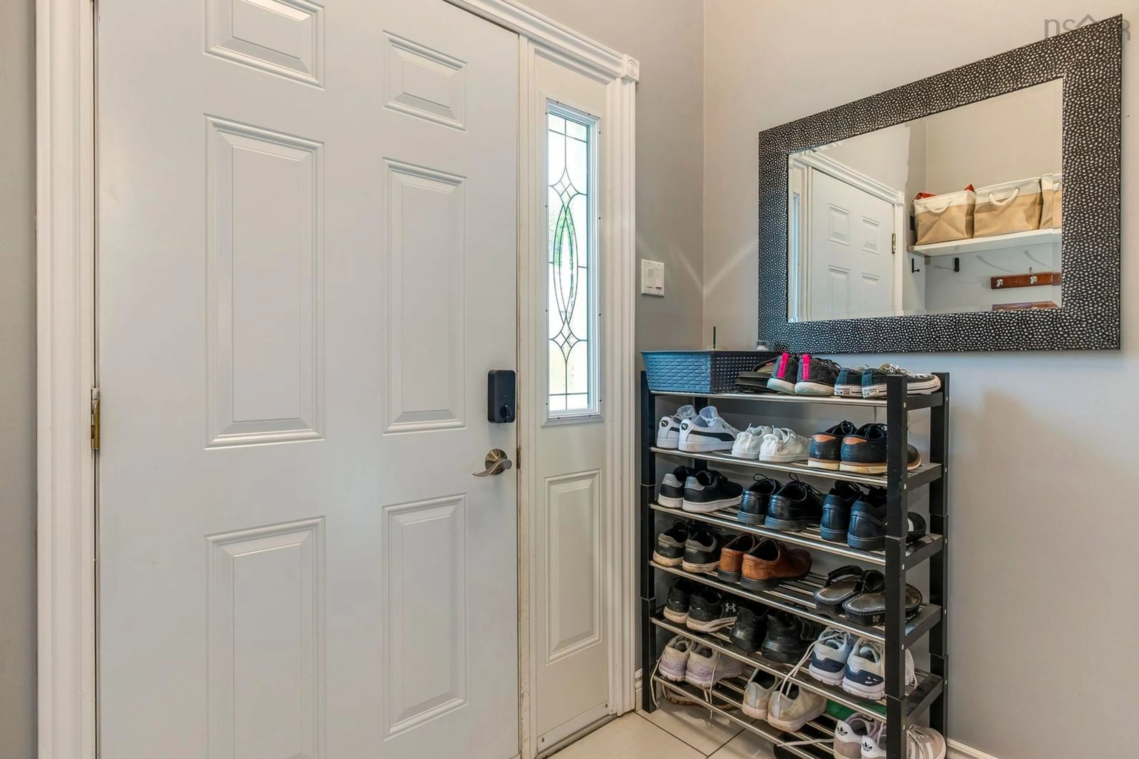 Indoor entryway for 27 Florence Place Crt, Lower Sackville Nova Scotia B4L 3X3