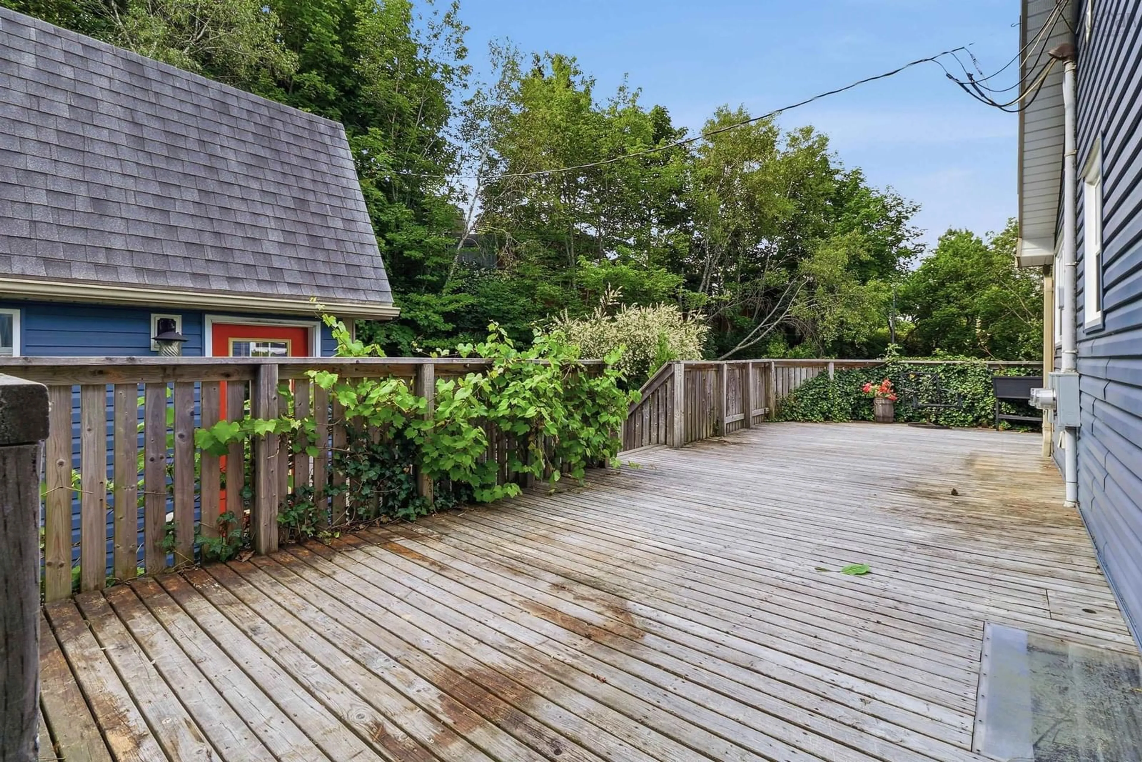 A pic from outside/outdoor area/front of a property/back of a property/a pic from drone, street for 24 Winsloe Dr, Lower Sackville Nova Scotia B4C 1A8