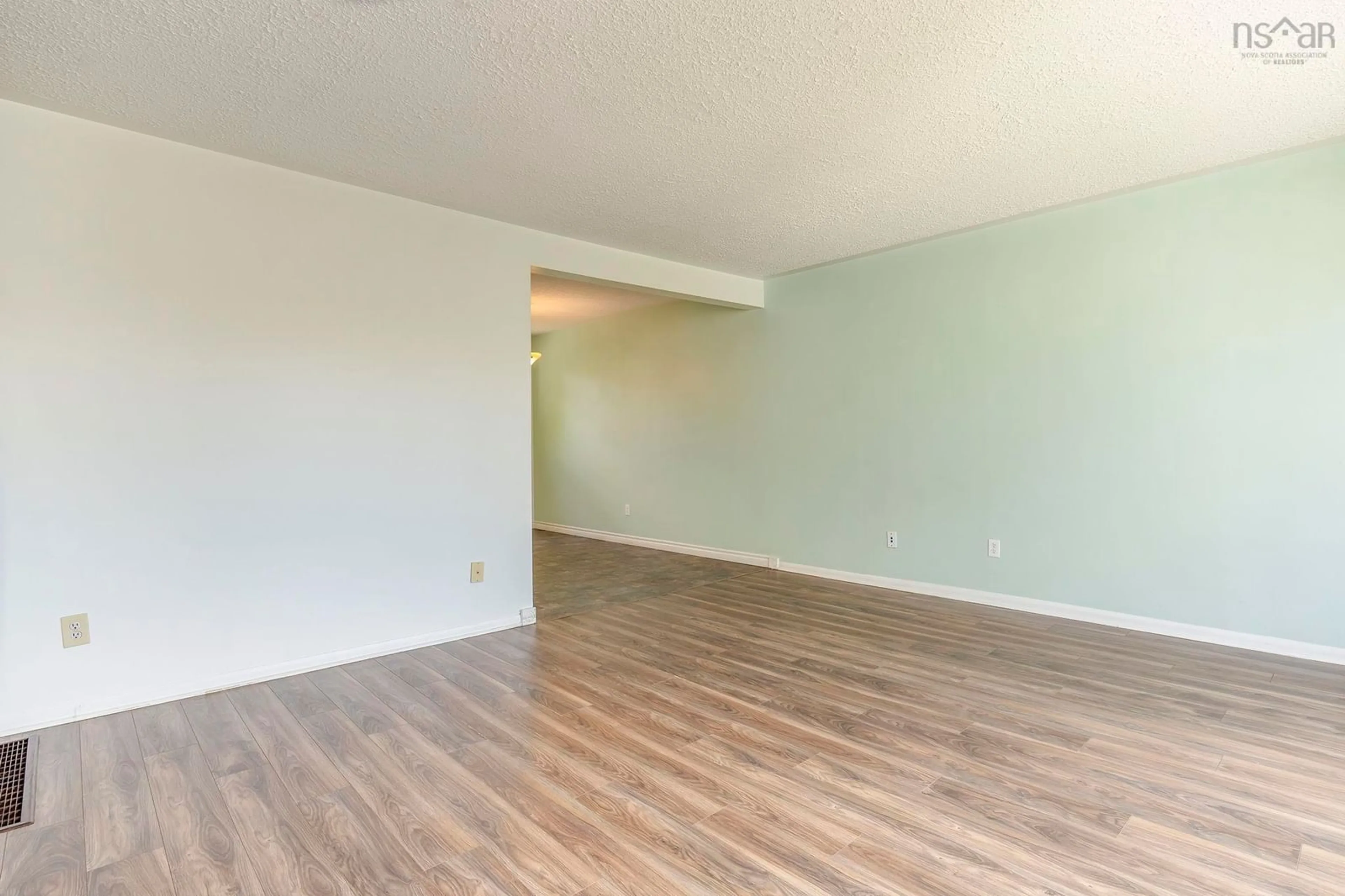 A pic of a room for 104 Arklow Dr, Dartmouth Nova Scotia B2W 2W4
