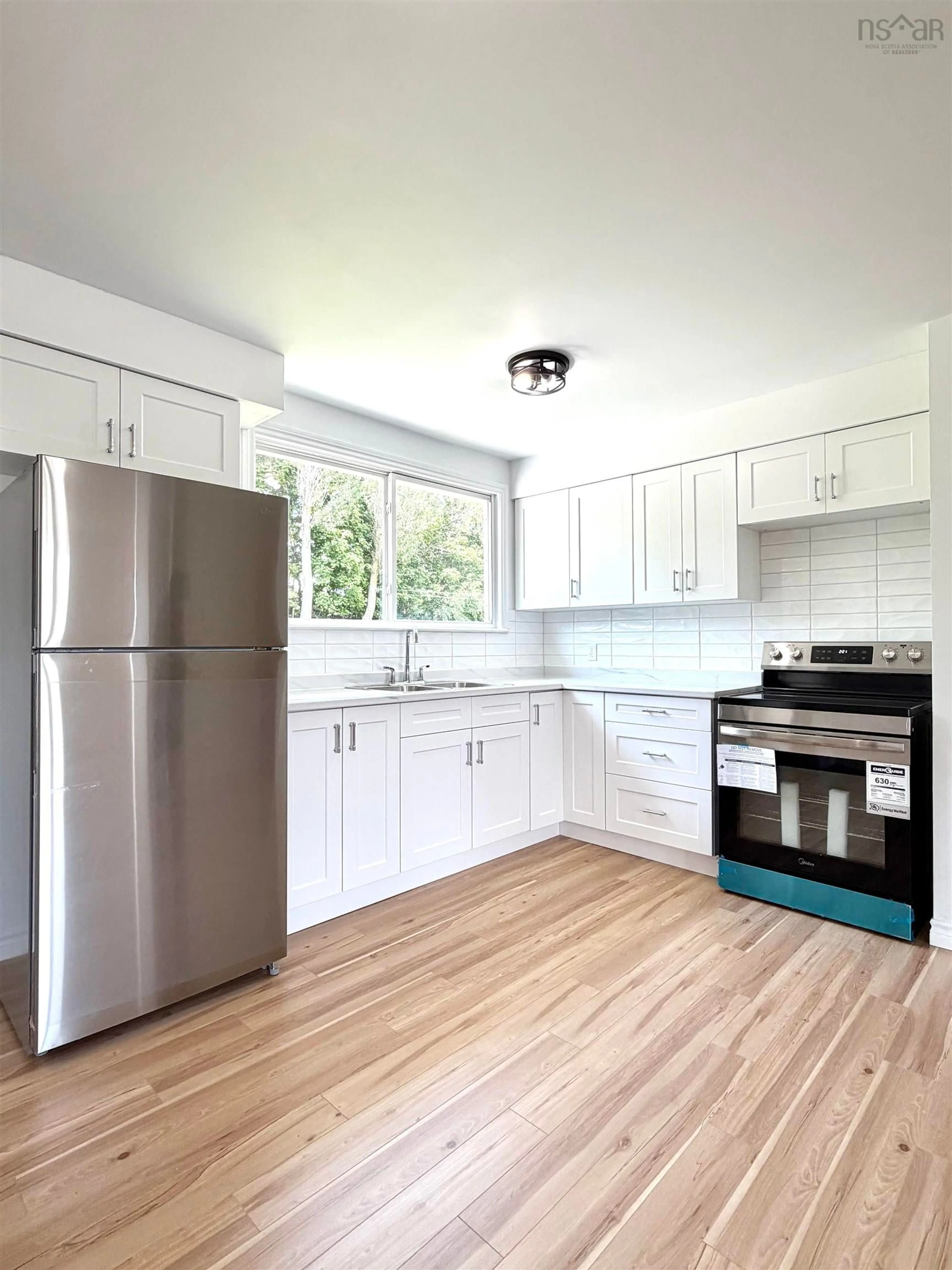 Standard kitchen, wood/laminate floor for 1618 Matheson St, Westville Nova Scotia B0K 2A0