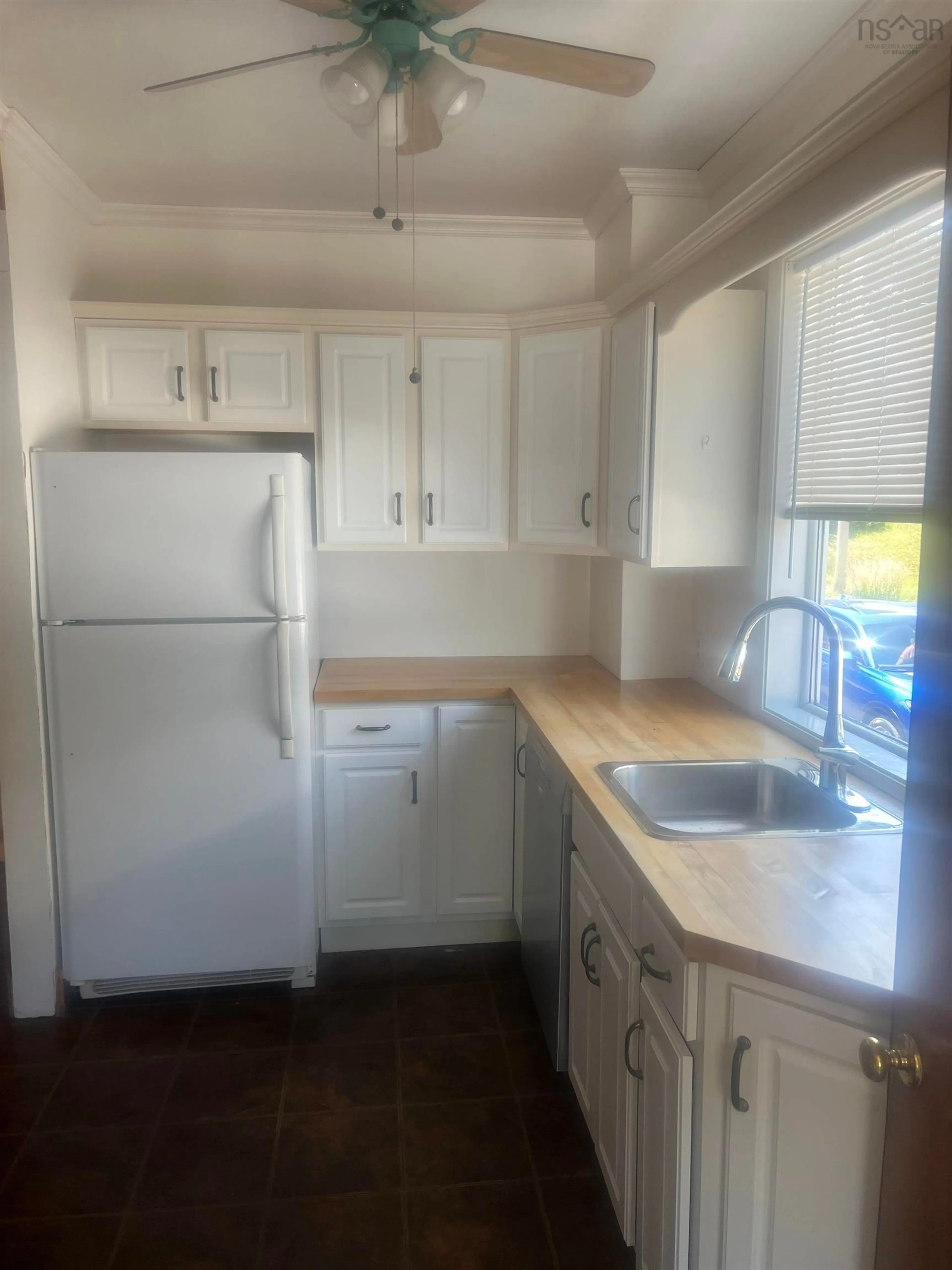 Standard kitchen, wood/laminate floor for 8 Orchard Rd, Kentville Nova Scotia B4N 1R8