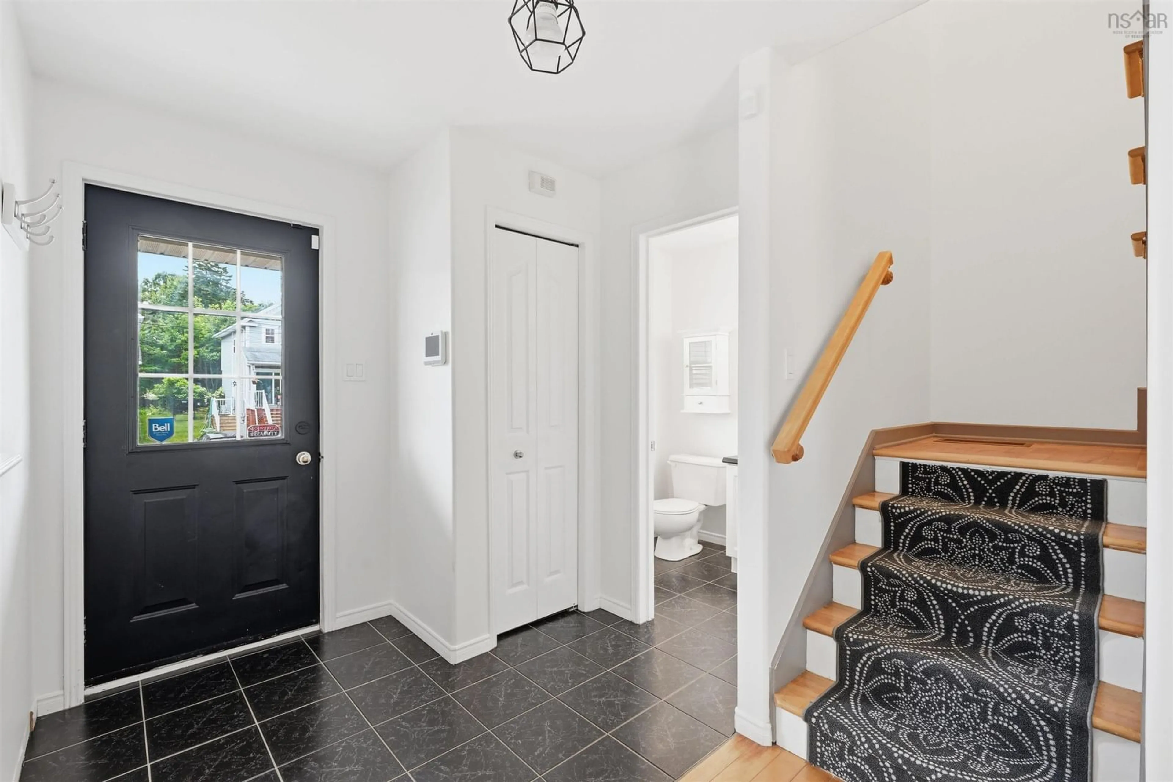 Indoor entryway for 187 James St, Timberlea Nova Scotia B3T 1P1