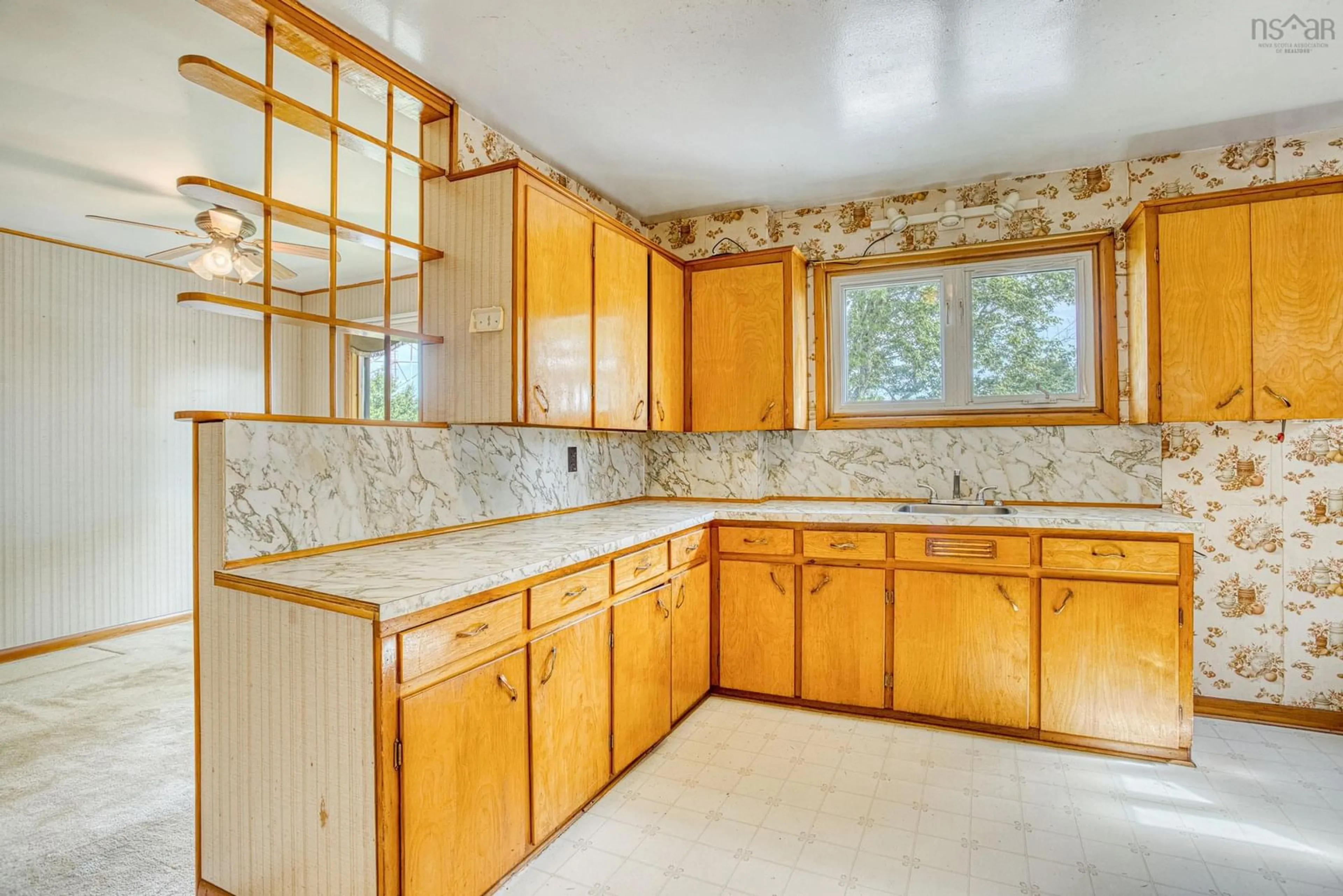 Standard kitchen, ceramic/tile floor for 3895 Kencrest Ave, Halifax Nova Scotia B3K 3L4