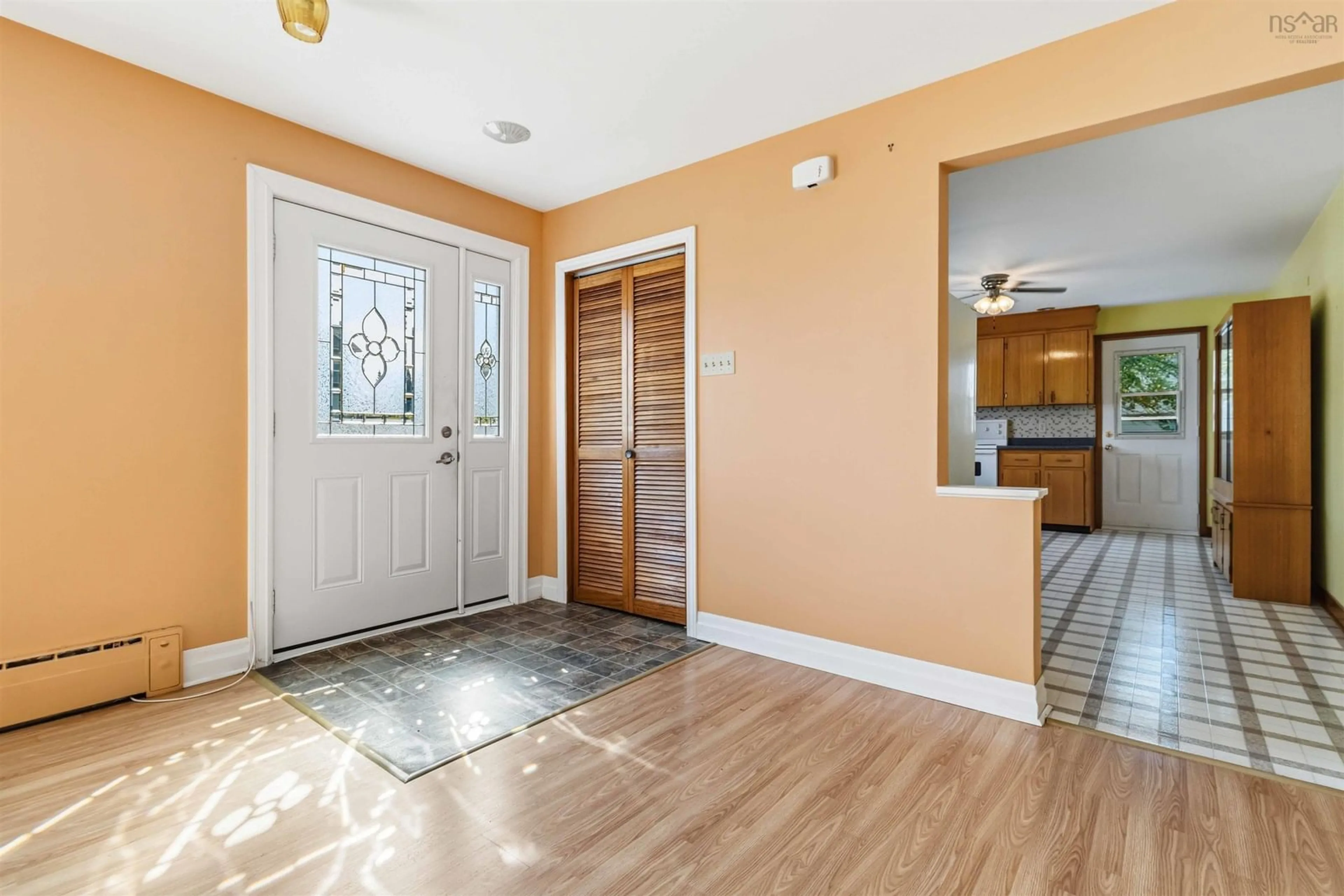 Indoor entryway for 200 Caledonia Rd, Dartmouth Nova Scotia B2X 1L4