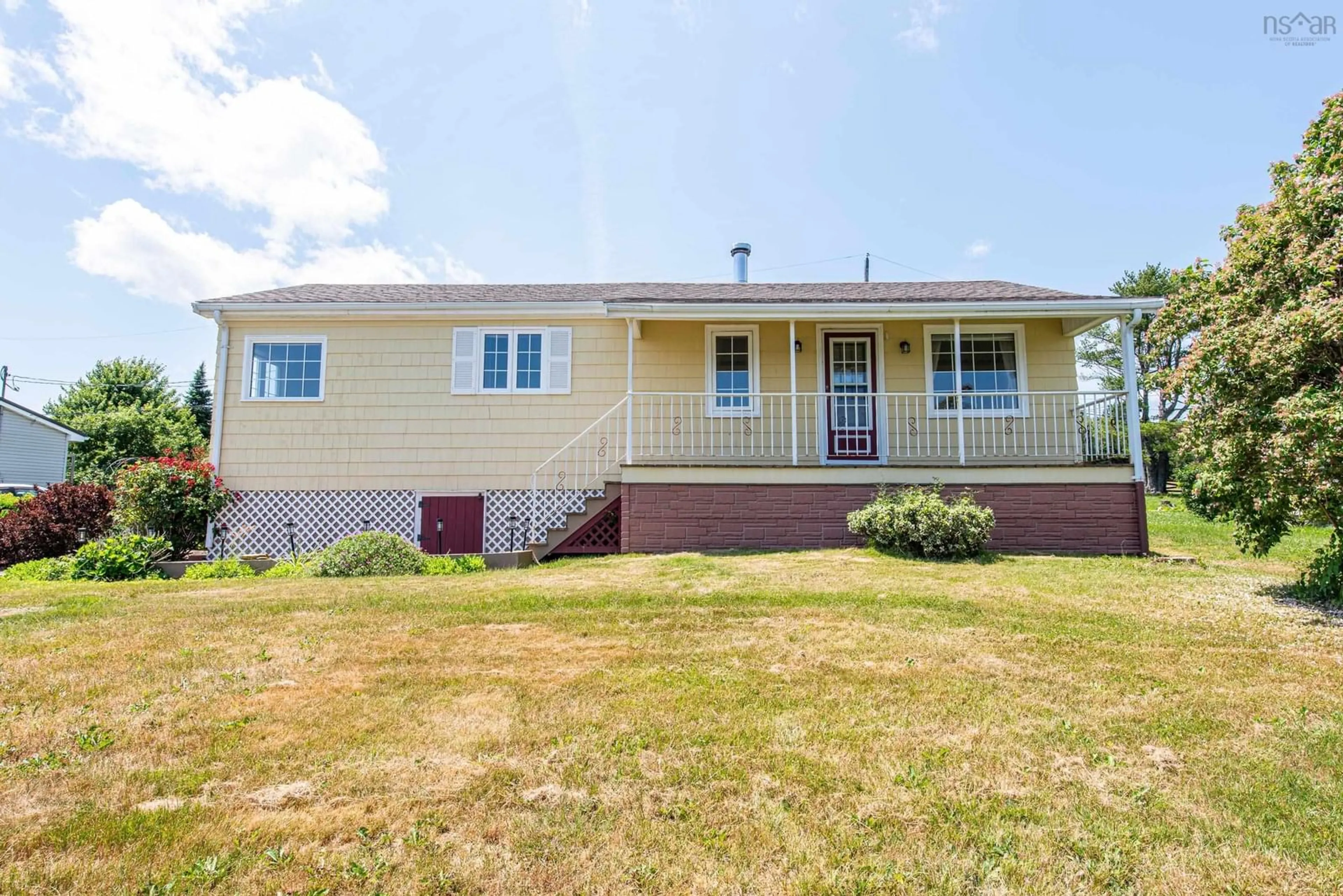 Home with vinyl exterior material, street for 698 Oakland Rd, Indian Point Nova Scotia B0J 2E0