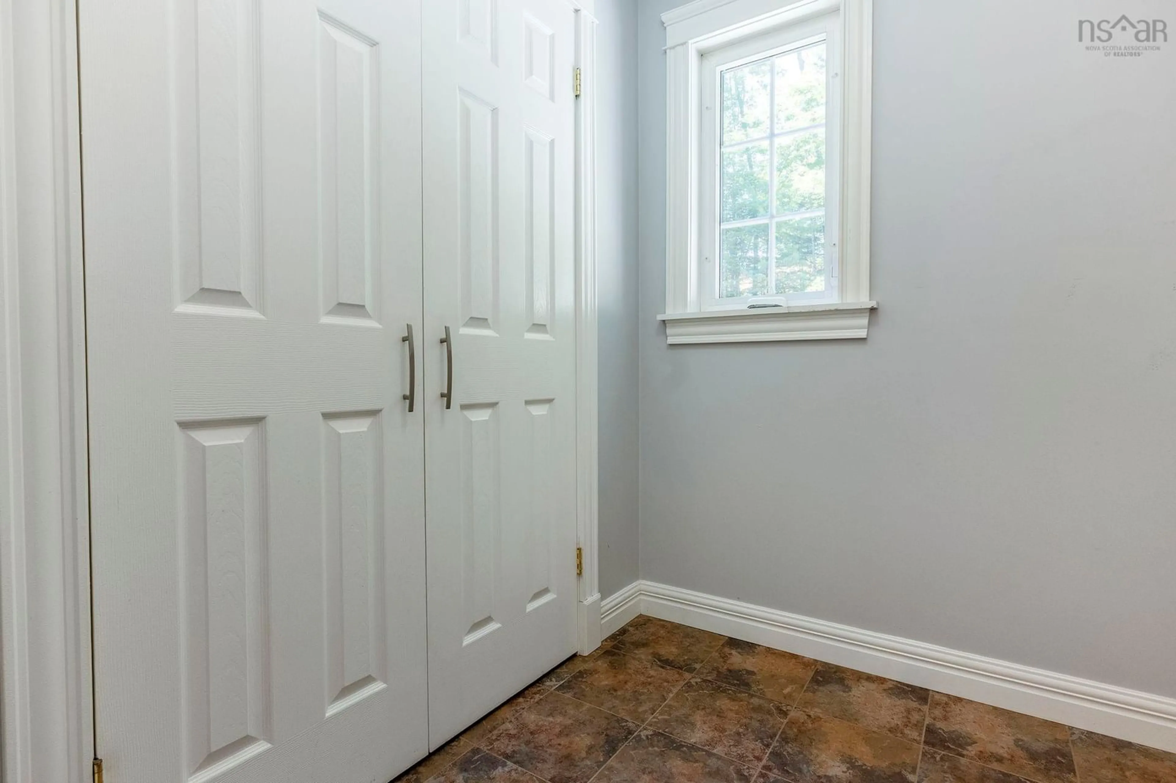 Unknown for 2948 Borden St, Coldbrook Nova Scotia B4R 1A3