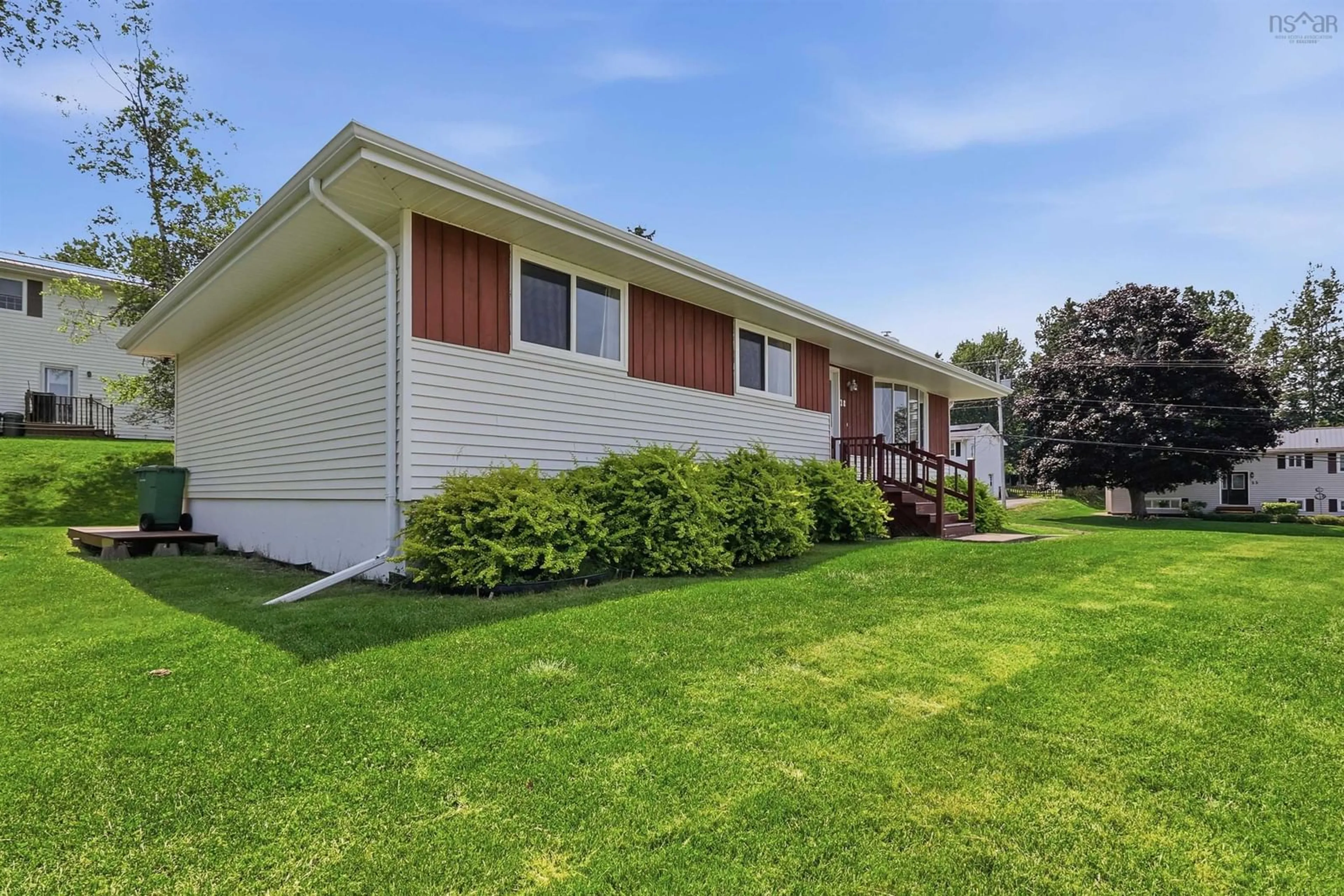 Home with vinyl exterior material, unknown for 28 Evergreen Crt, Salmon River Nova Scotia B2N 5H9