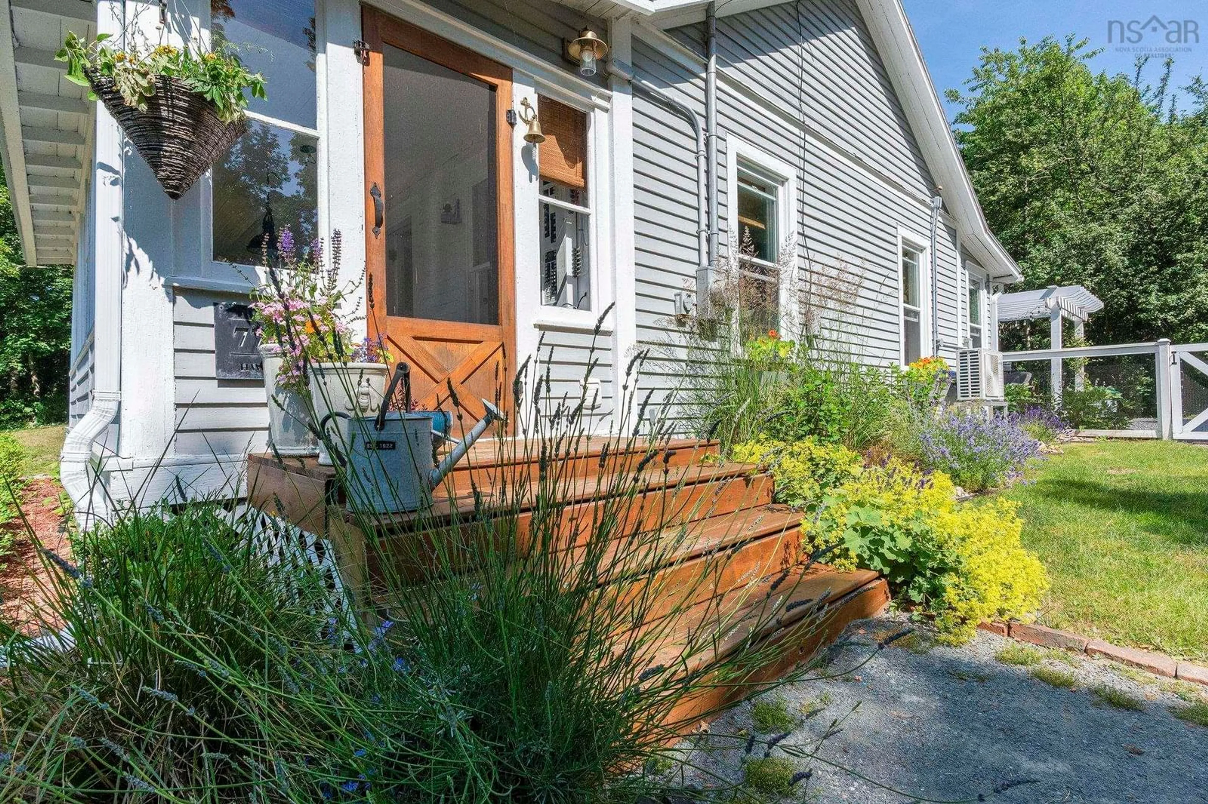Patio, street for 772 Highway 1, Deep Brook Nova Scotia B0S 1J0