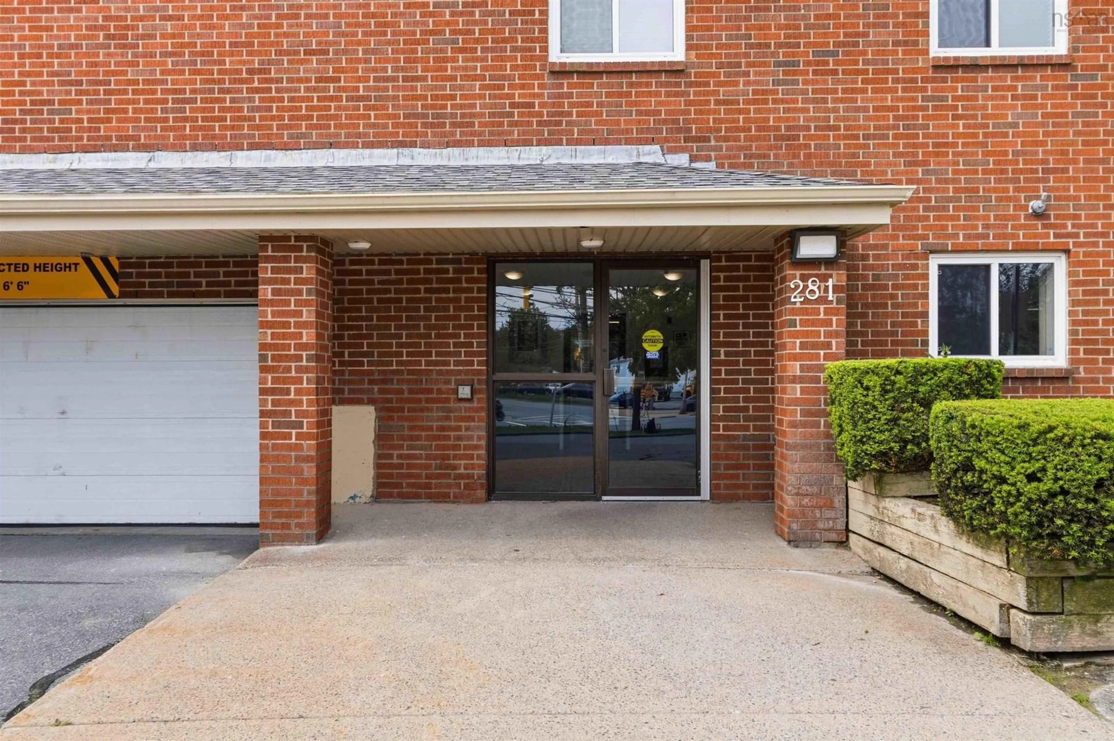 Indoor foyer for 281 Windmill Rd #230, Dartmouth Nova Scotia B3A 4P9