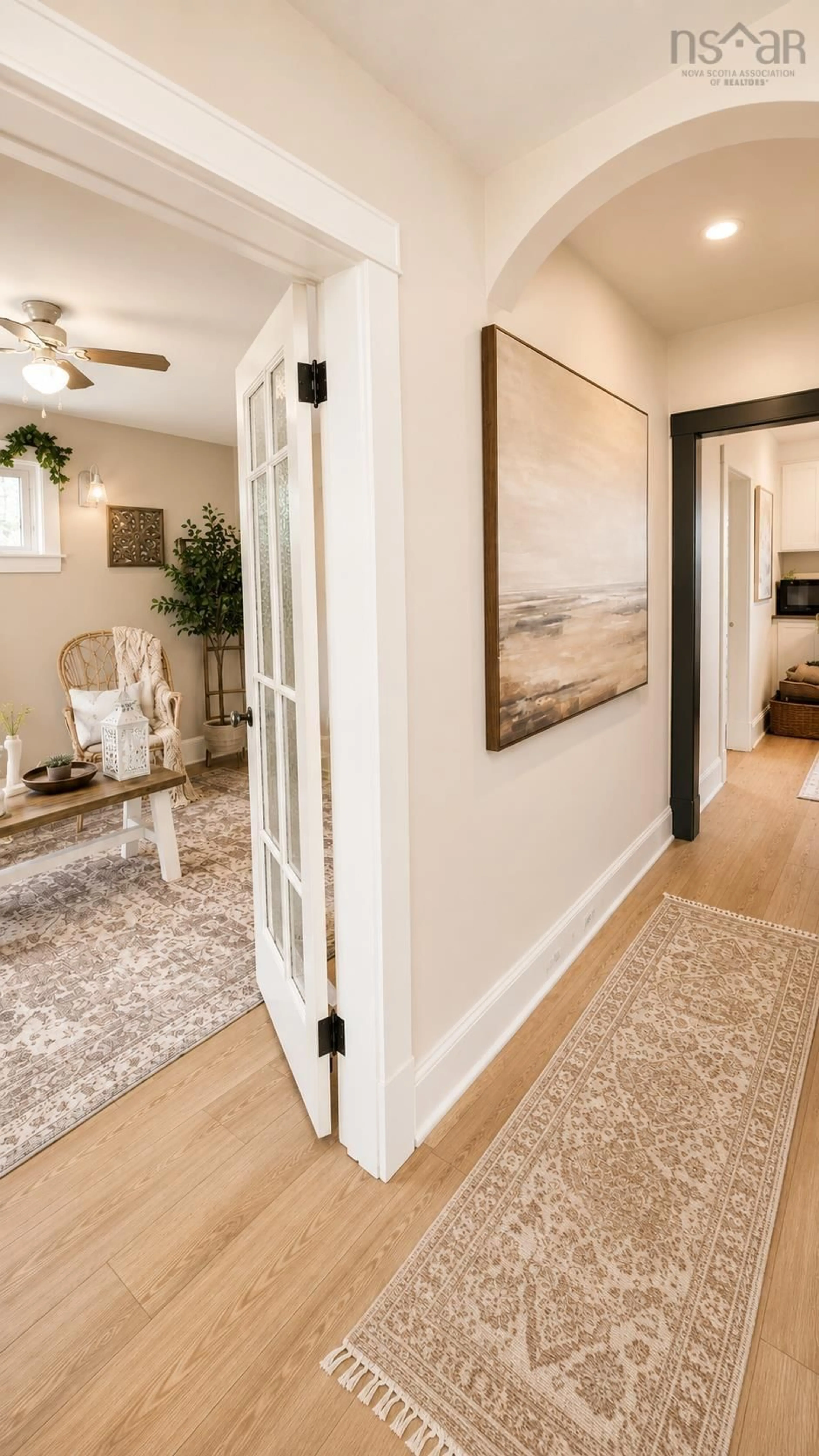 Indoor entryway for 71 Richmond St, Sydney Nova Scotia B1P 2V1